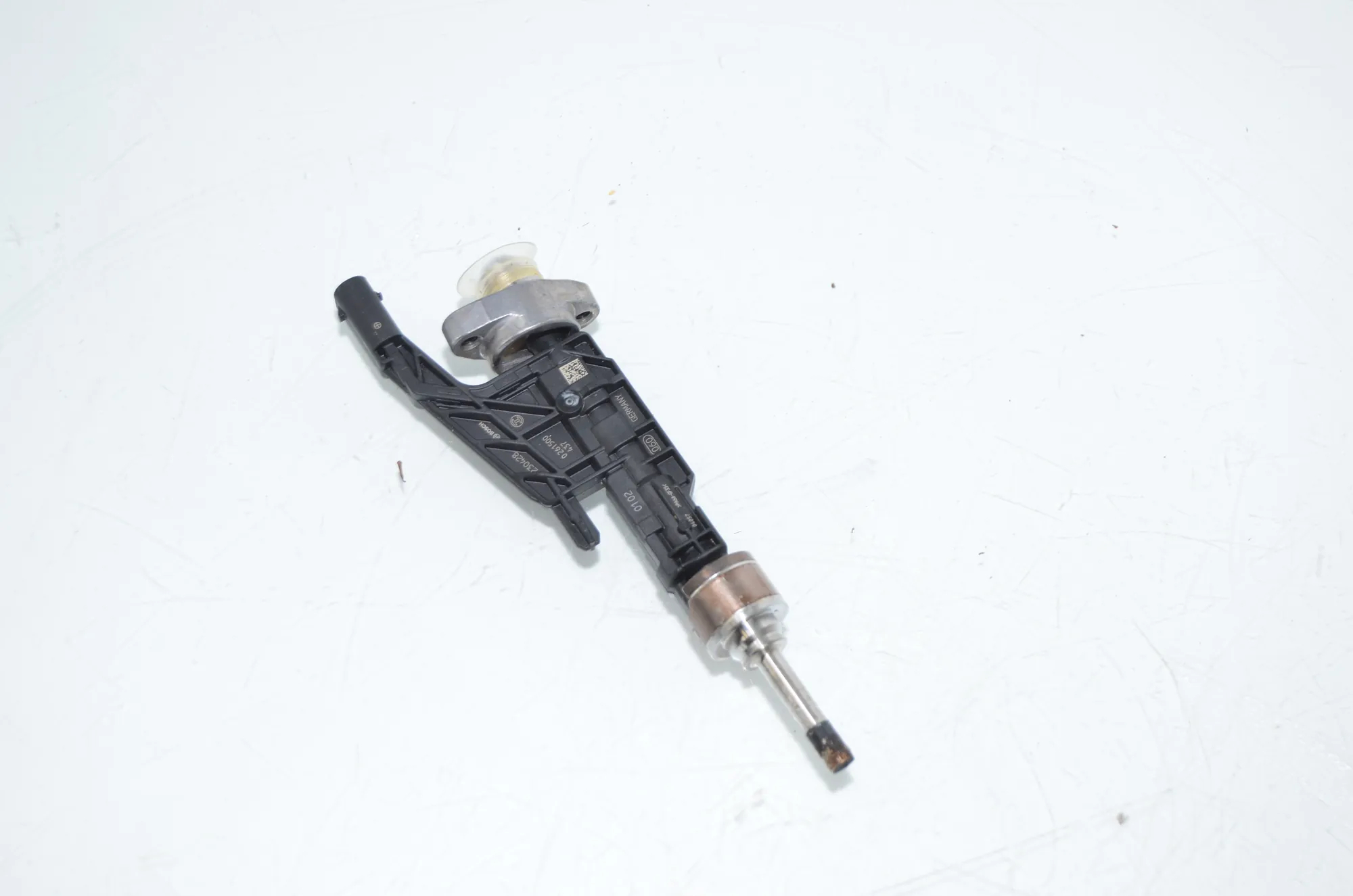 Fuel Injector – OEM 8656548 · BMW 3 Touring (G21) (2019 - -) 318 i 2023 – 3