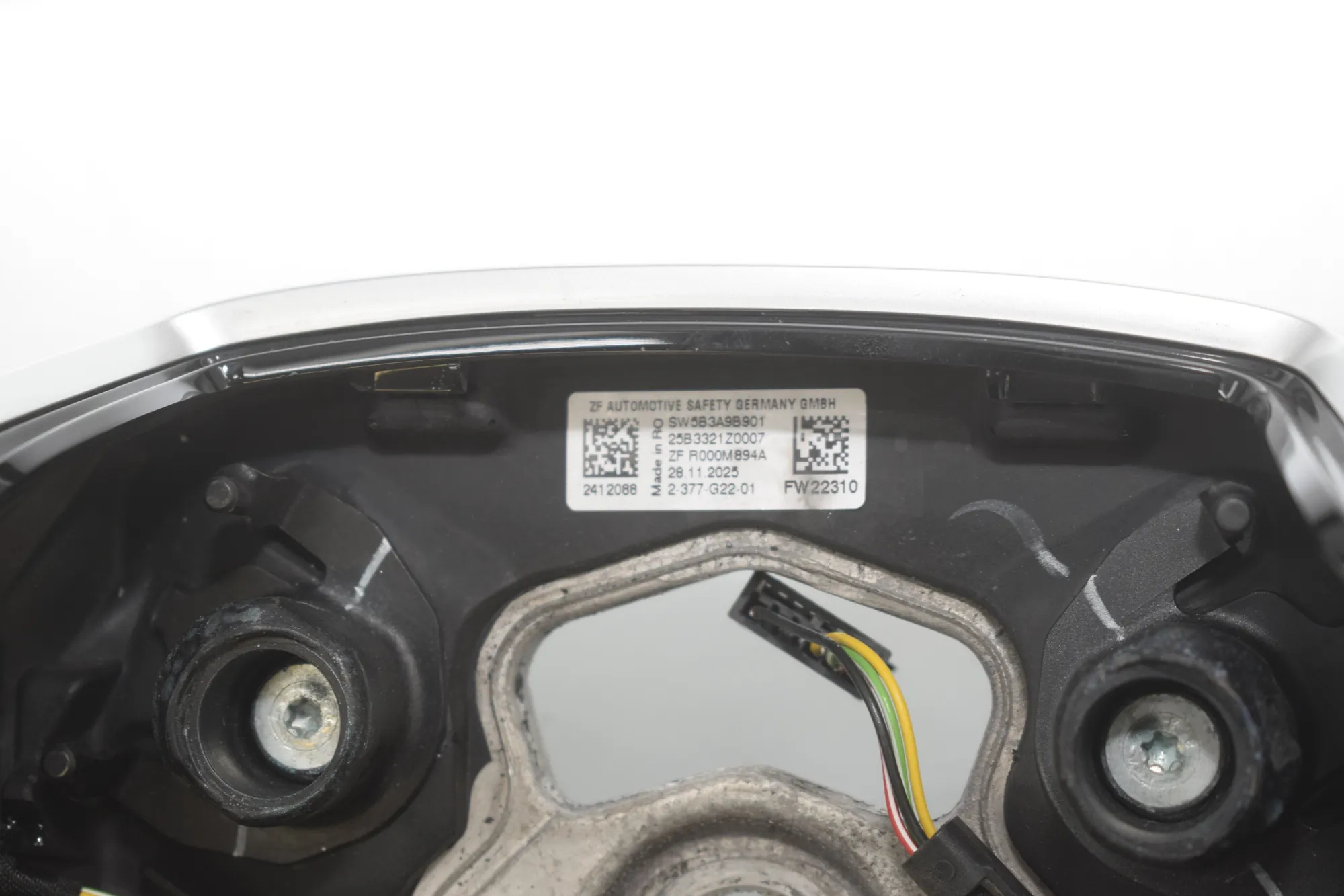 Steering Wheel – OEM 5B3A9B9 · BMW i4 (G26) BMW i4 (G26) eDrive35 2022 – 9