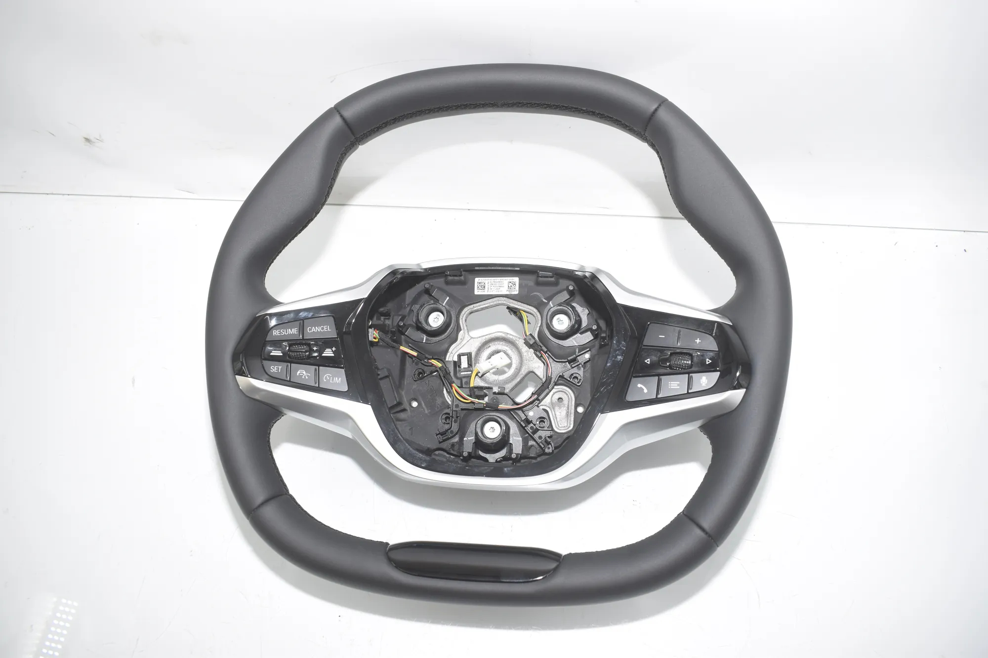 Steering Wheel – OEM 5B3A9B9 · BMW i4 (G26) BMW i4 (G26) eDrive35 2022 – 3