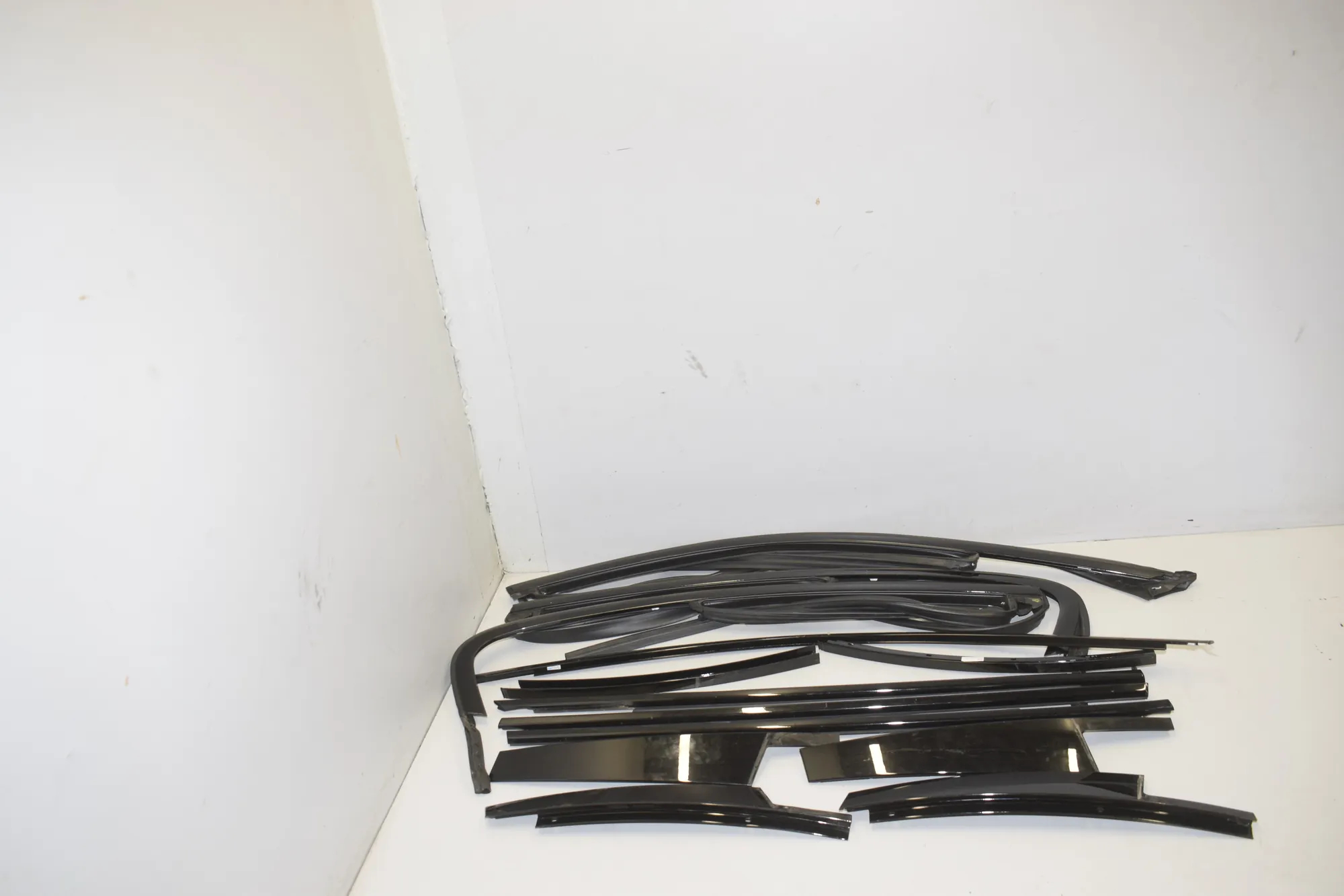 Exterior Trim Kit – OEM 7390121 · BMW 5 (G30) (2016 - -) M 550 d xDrive 2020 – 6
