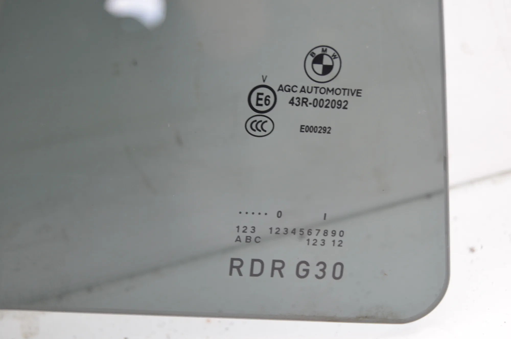 Rear Right Door Window – OEM 7375194 · BMW 5 (G30) (2016 - -) M 550 d xDrive 2020 – 4