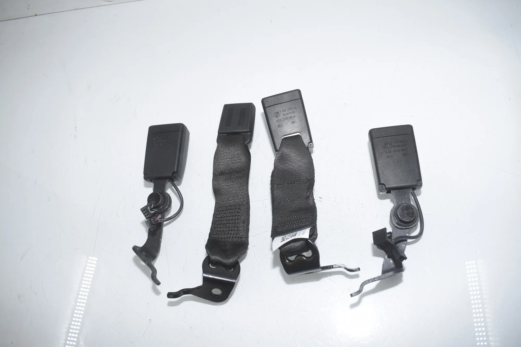 Rear Right Seat Buckle – OEM 7475018 · BMW 5 (G30) (2016 - -) M 550 d xDrive 2020 – 2