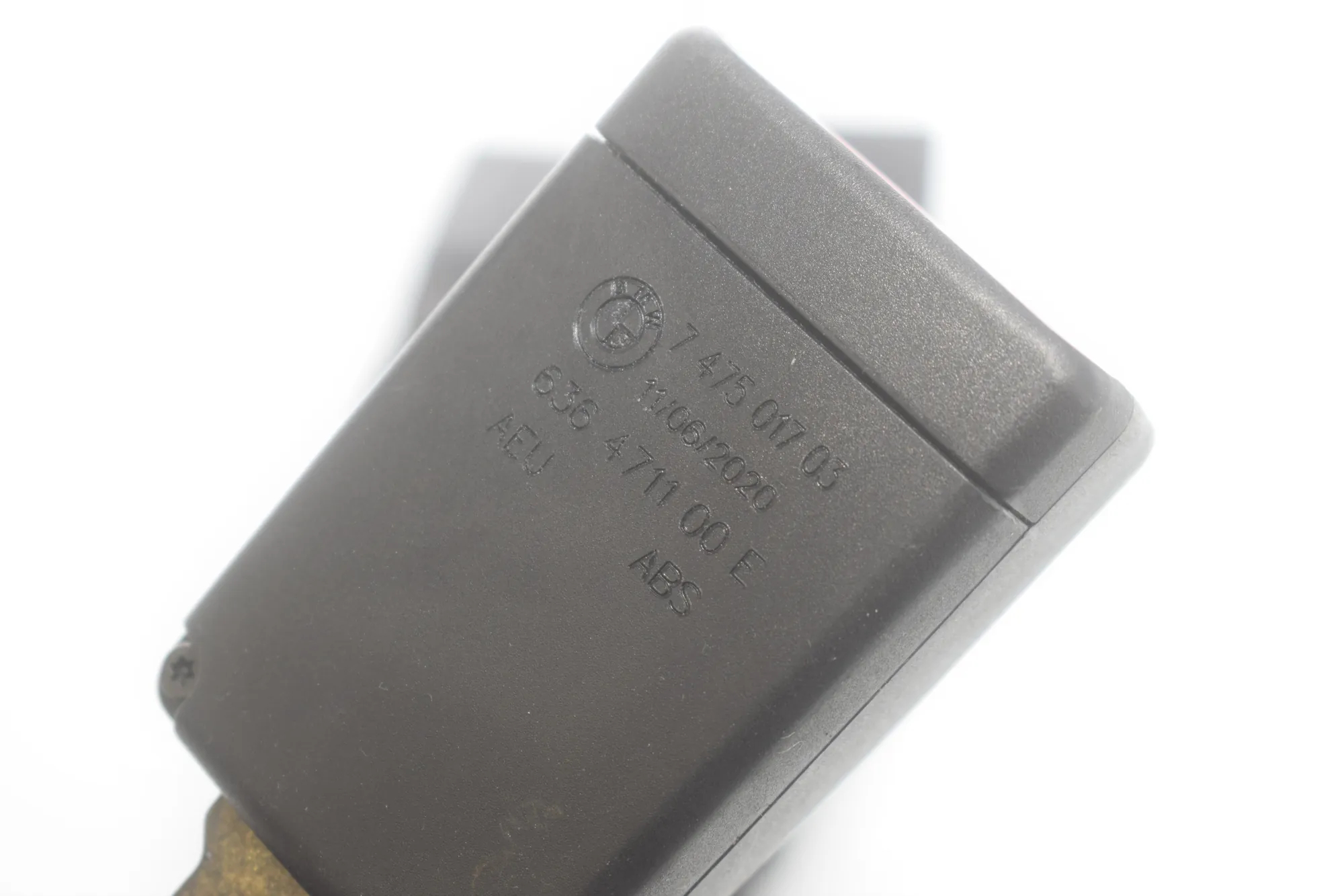 Rear Right Seat Buckle – OEM 7475018 · BMW 5 (G30) (2016 - -) M 550 d xDrive 2020 – 4