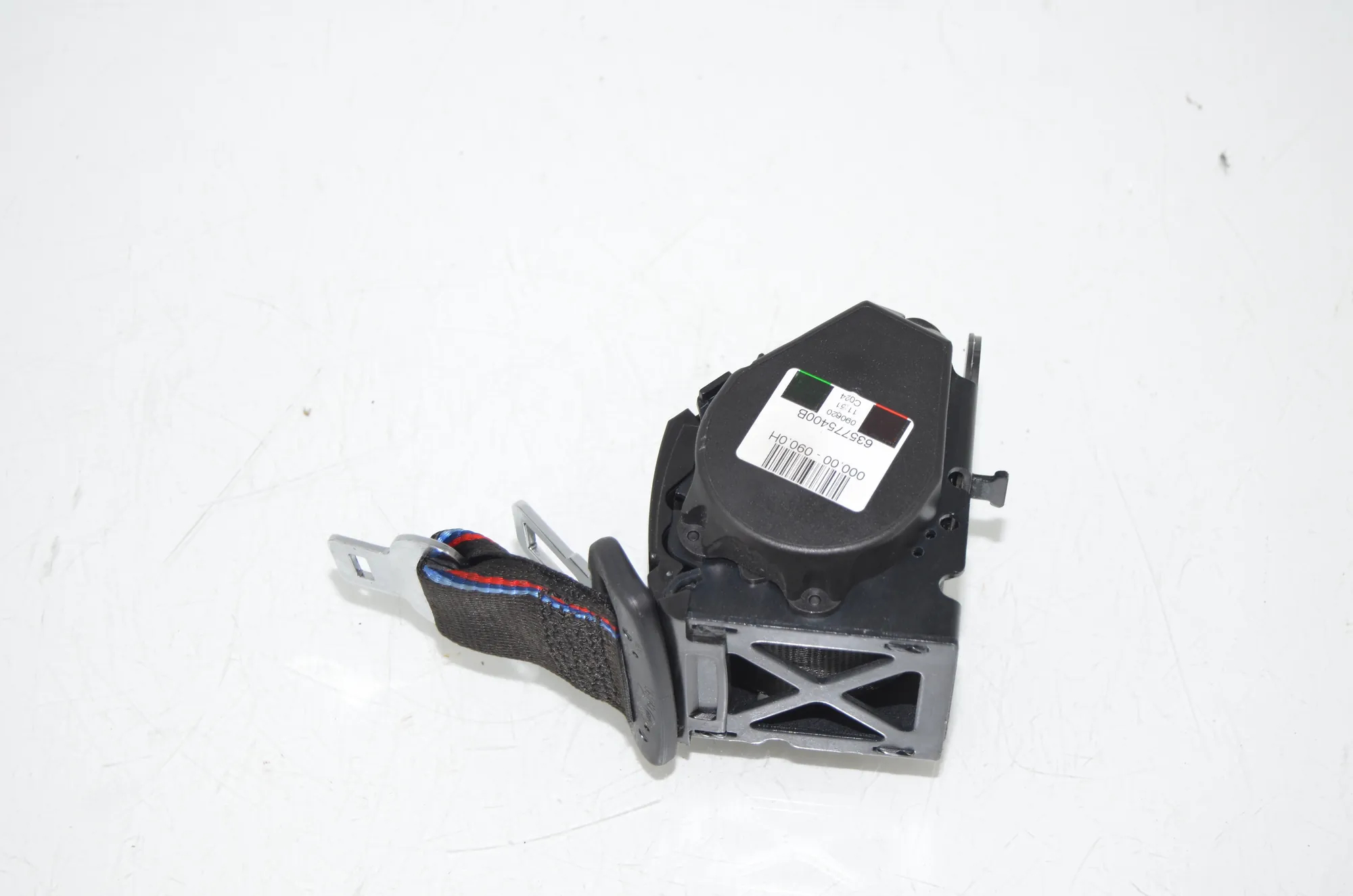 Rear Middle Seatbelt – OEM 8091948 · BMW 5 (G30) (2016 - -) M 550 d xDrive 2020 – 3