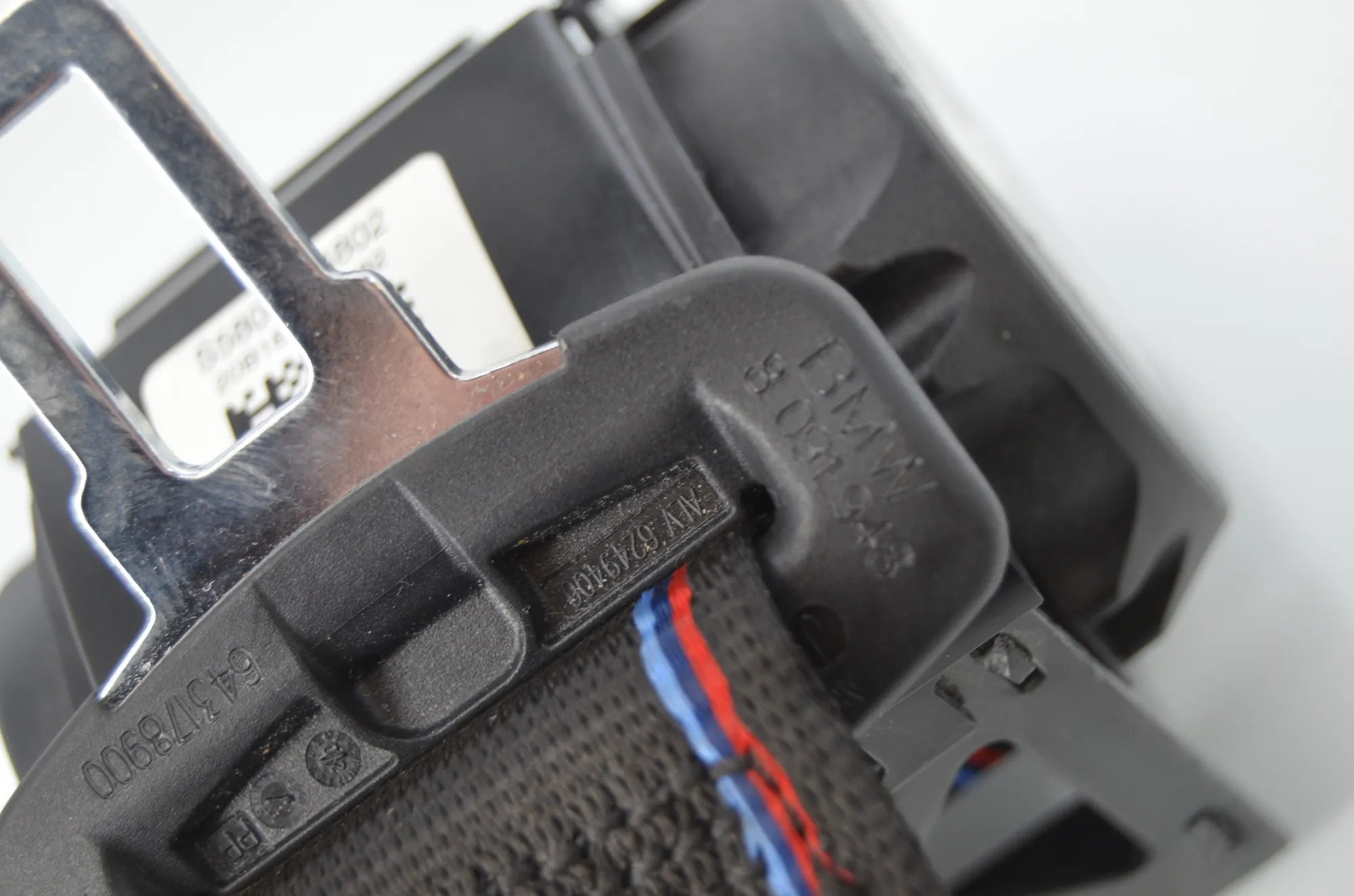 Rear Middle Seatbelt – OEM 8091948 · BMW 5 (G30) (2016 - -) M 550 d xDrive 2020 – 5