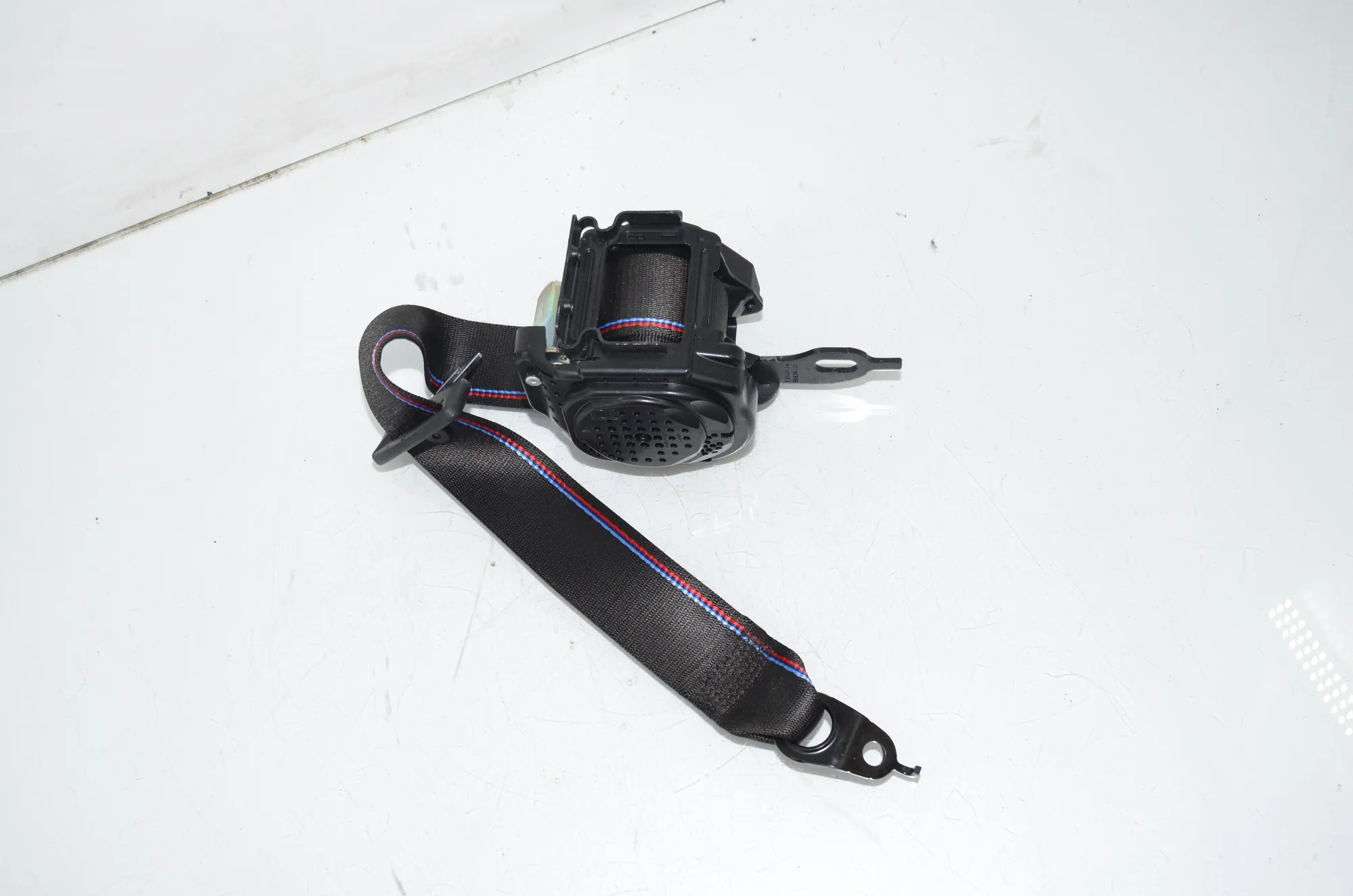 Rear Right Seatbelt – OEM 8092486 · BMW 5 (G30) (2016 - -) M 550 d xDrive 2020 – 2