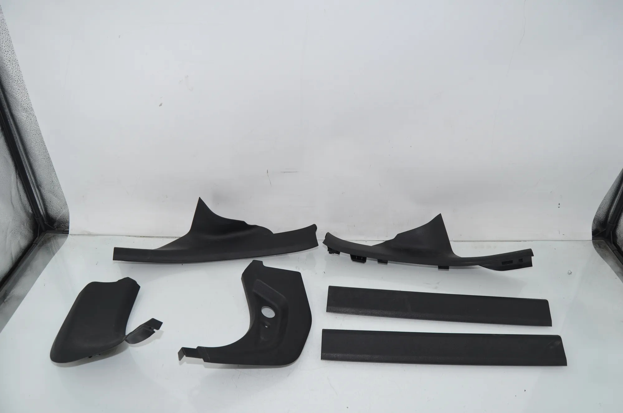 Front Left A Pillar Trim – OEM 7375732 · BMW 5 (G30) (2016 - -) M 550 d xDrive 2020