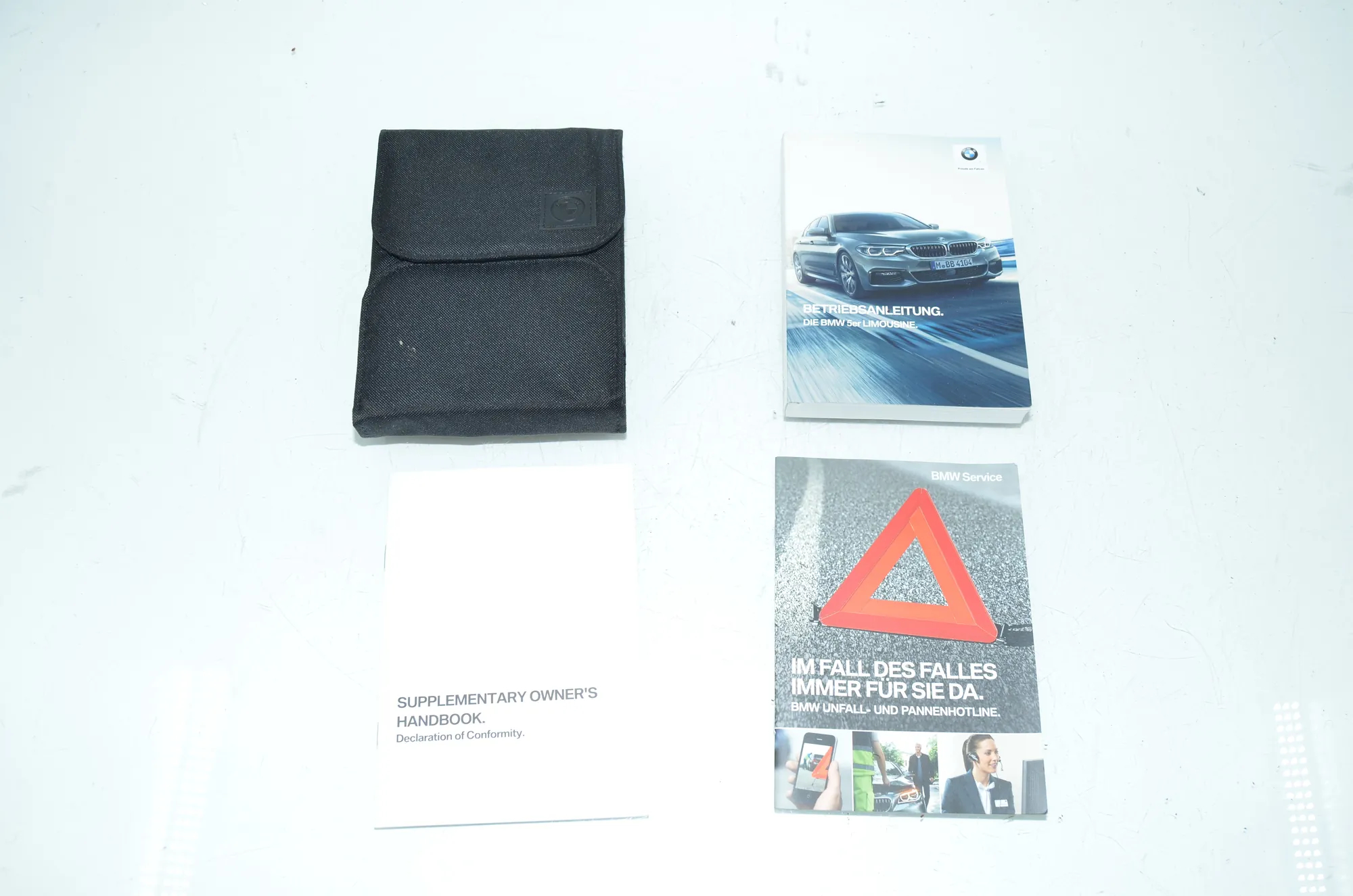Manual Service Book – OEM 01405A060E9 · BMW 5 (G30) (2016 - -) M 550 d xDrive 2020