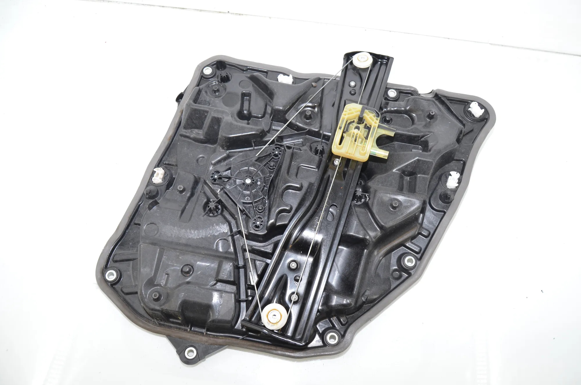 Rear Left Door Window Regulator – OEM 7365167 · BMW 5 (G30) (2016 - -) M 550 d xDrive 2020 – 3