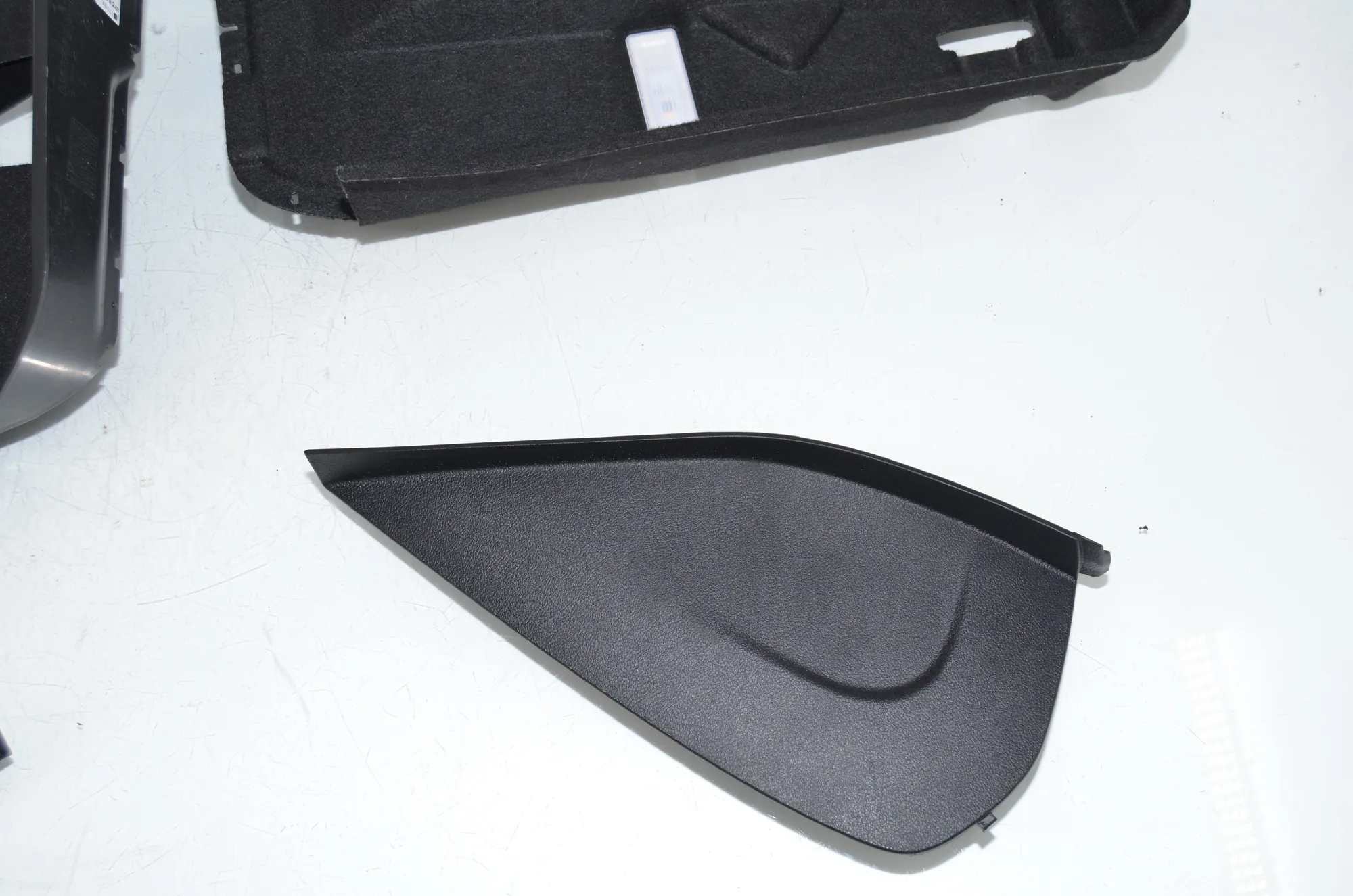 Dashboard Lower Trim – OEM 9299468 · BMW 5 (G30) (2016 - -) M 550 d xDrive 2020 – 4
