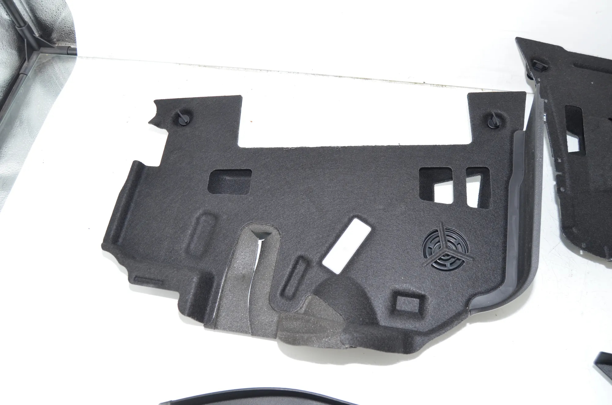 Dashboard Lower Trim – OEM 9299468 · BMW 5 (G30) (2016 - -) M 550 d xDrive 2020 – 2