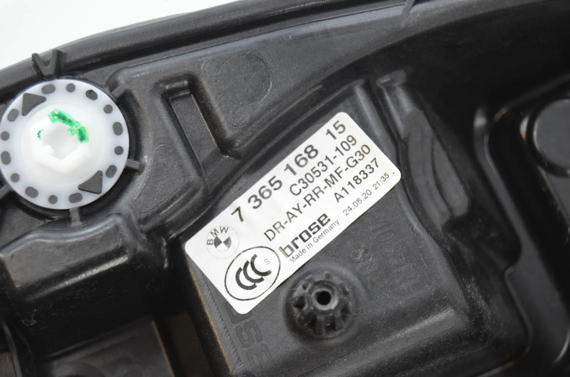 Rear Right Door Window Regulator – OEM 7365168 · BMW 5 (G30) (2016 - -) M 550 d xDrive 2020 – 4