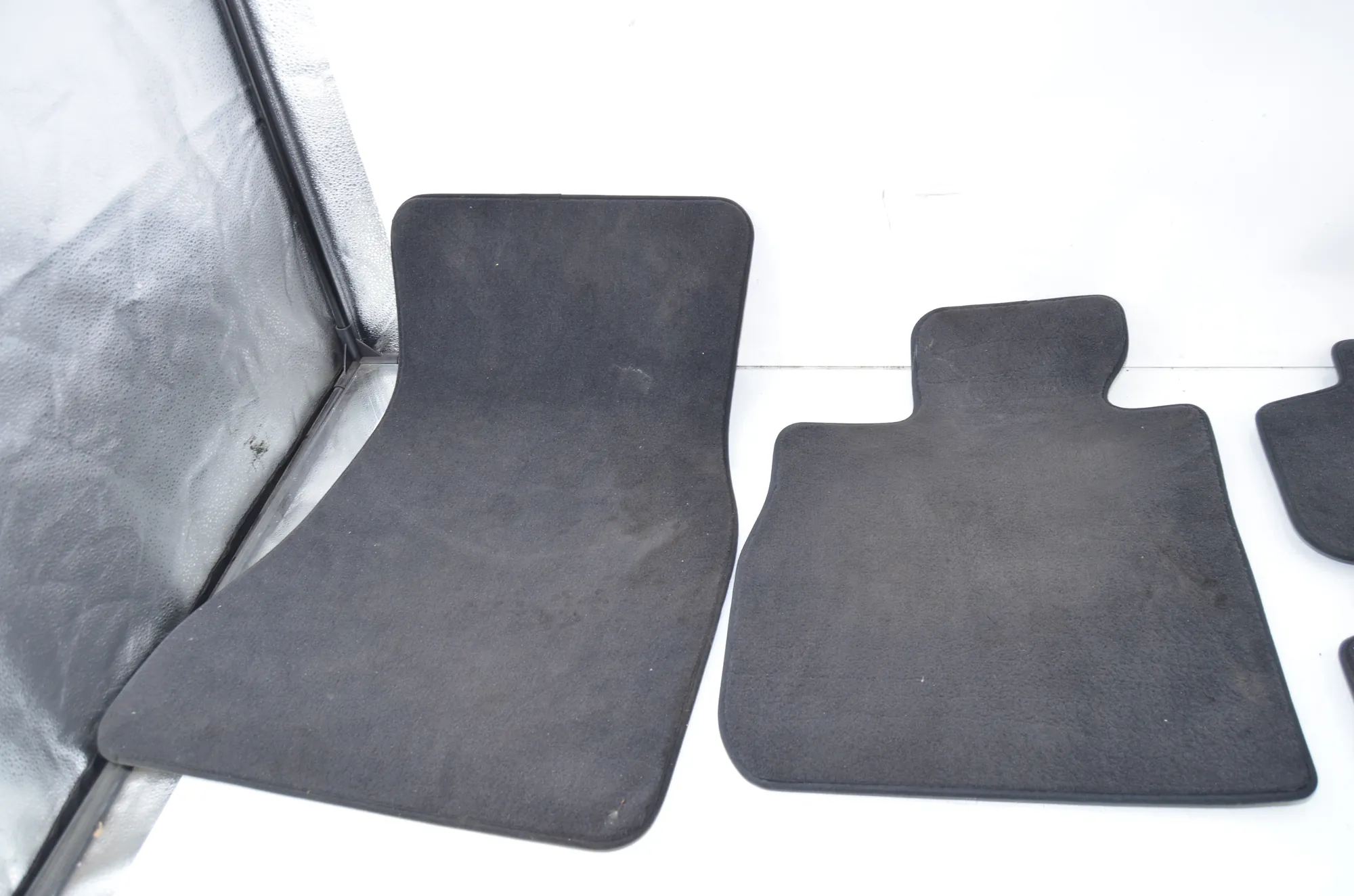 Floor Mat Set – OEM 7489623 · BMW 5 (G30) (2016 - -) M 550 d xDrive 2020 – 2