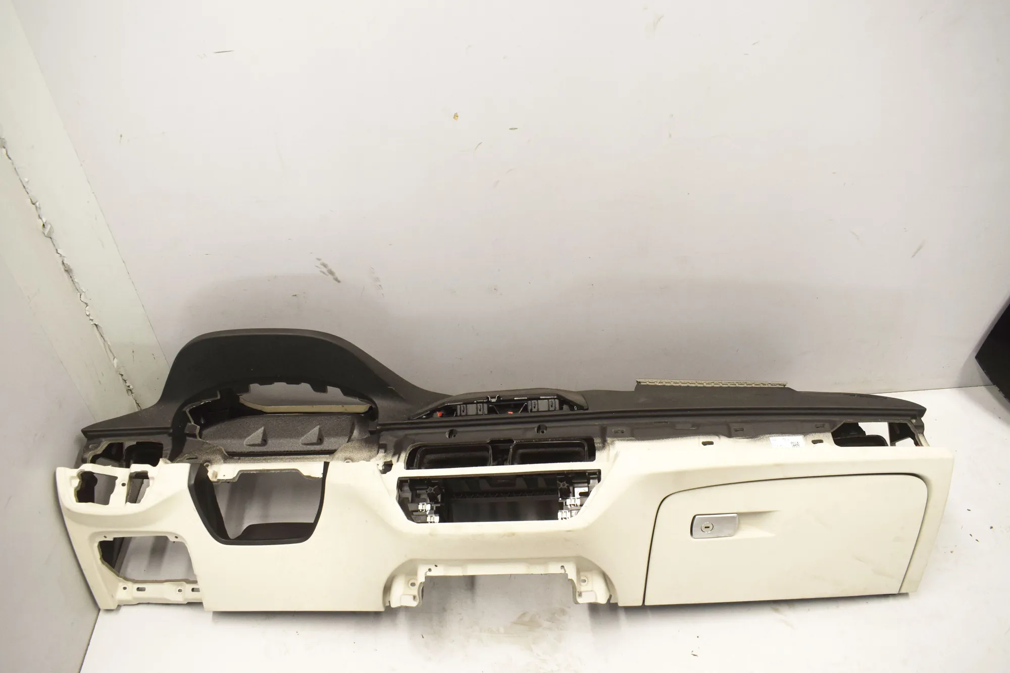 Dashboard – OEM 9868771 · BMW 5 (G30) (2016 - -) M 550 d xDrive 2020 – 2