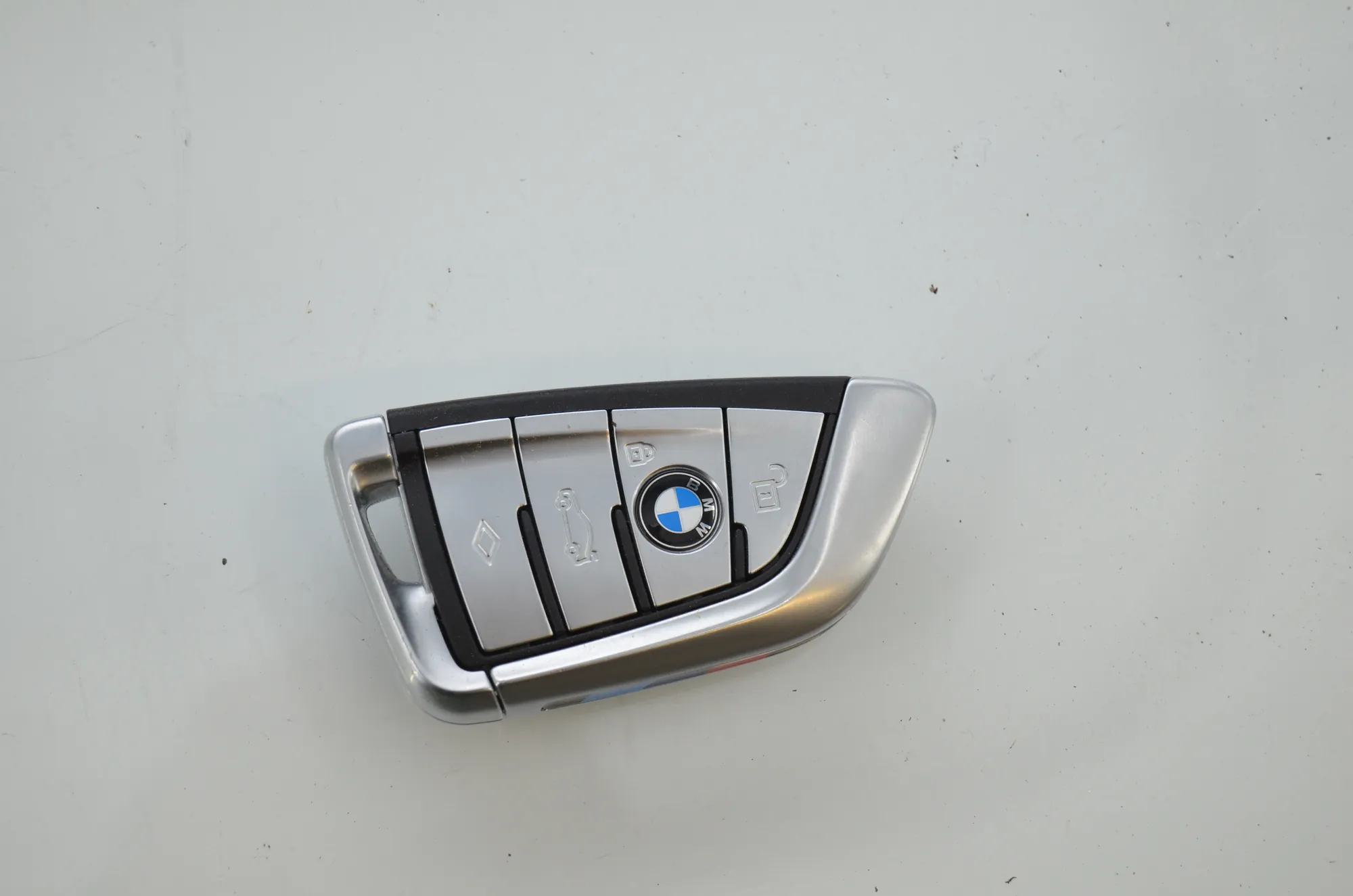 Engine Ignition ECU Set – OEM 9888816 · BMW 5 (G30) (2016 - -) M 550 d xDrive 2020 – 4