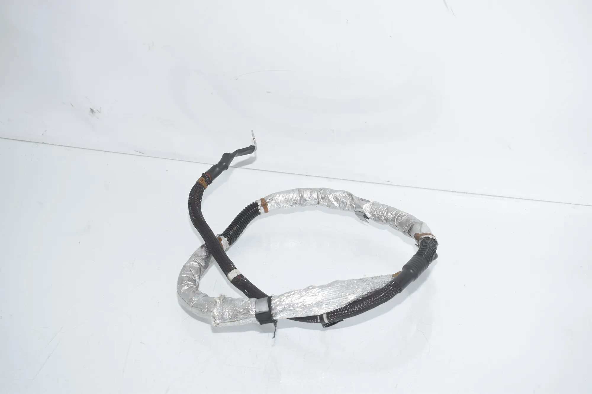 Positive Battery Cable – OEM 8592447 · BMW 5 (G30) (2016 - -) M 550 d xDrive 2020 – 3