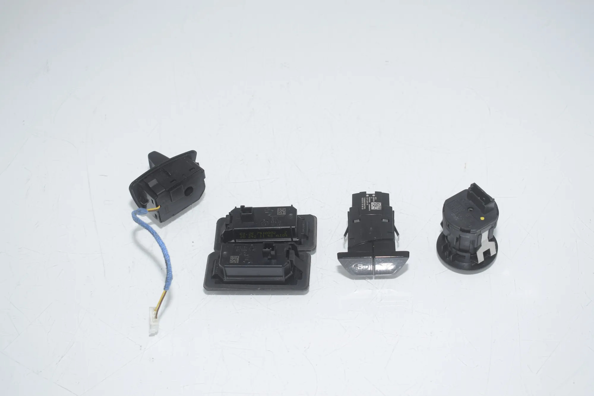 Switches – OEM 9483731 · BMW 5 (G30) (2016 - -) M 550 d xDrive 2020 – 4