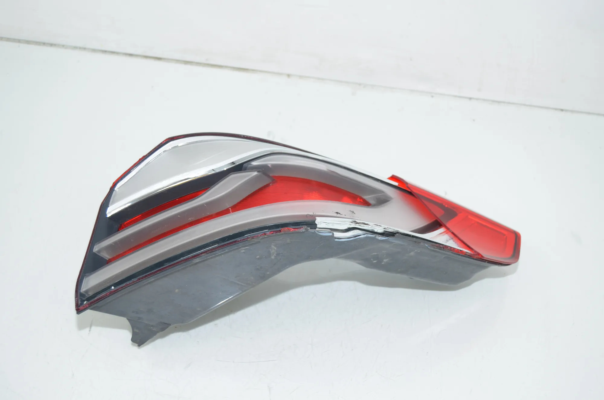Rear Right Tail Light – OEM 7376464 · BMW 5 (G30) (2016 - -) M 550 d xDrive 2020 – 2