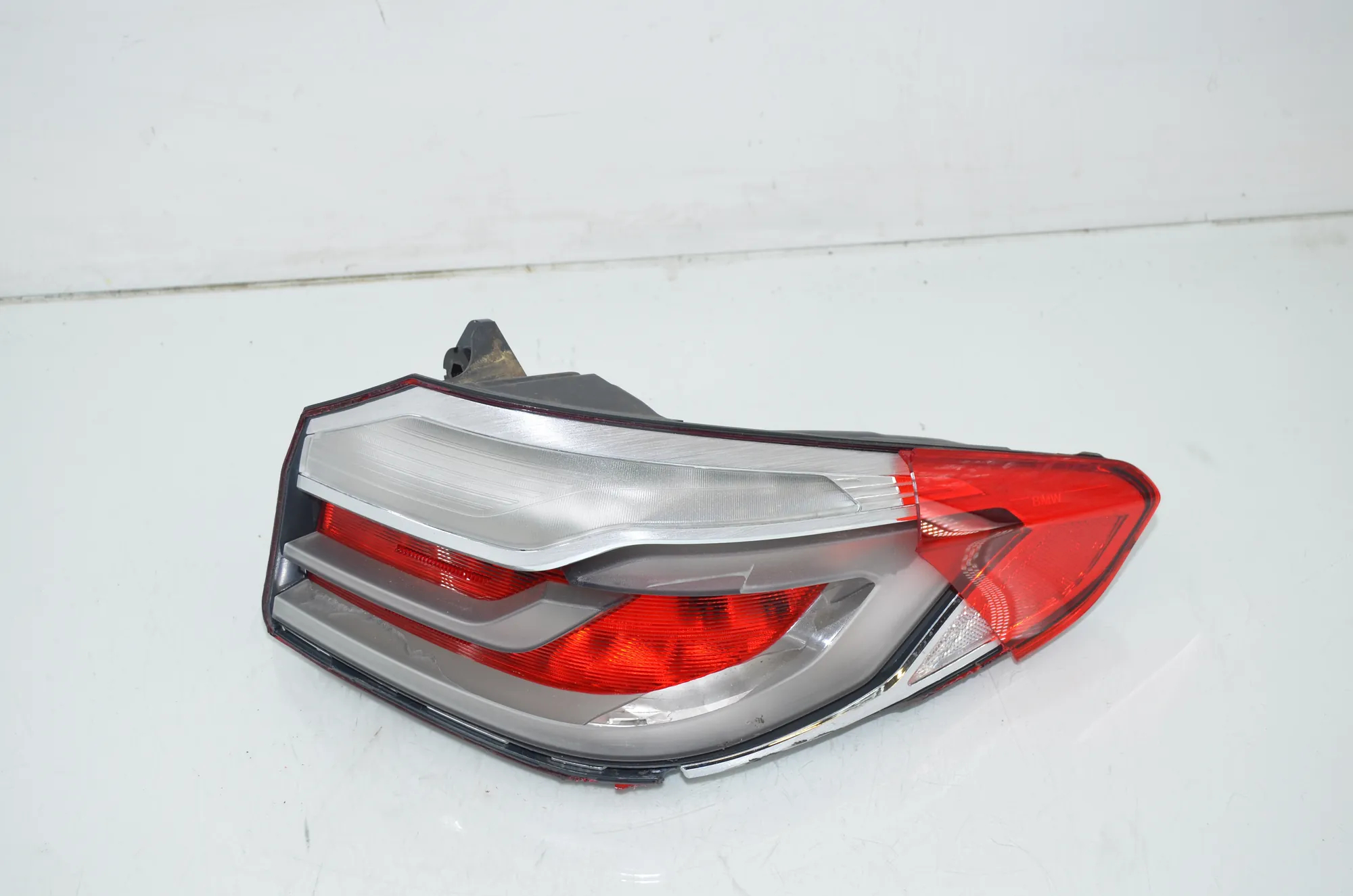 Rear Right Tail Light – OEM 7376464 · BMW 5 (G30) (2016 - -) M 550 d xDrive 2020
