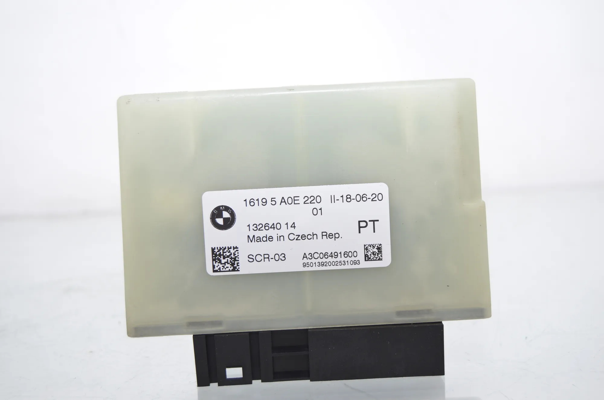 AdBlue Control Unit – OEM 5A0E220 · BMW 5 (G30) (2016 - -) M 550 d xDrive 2020