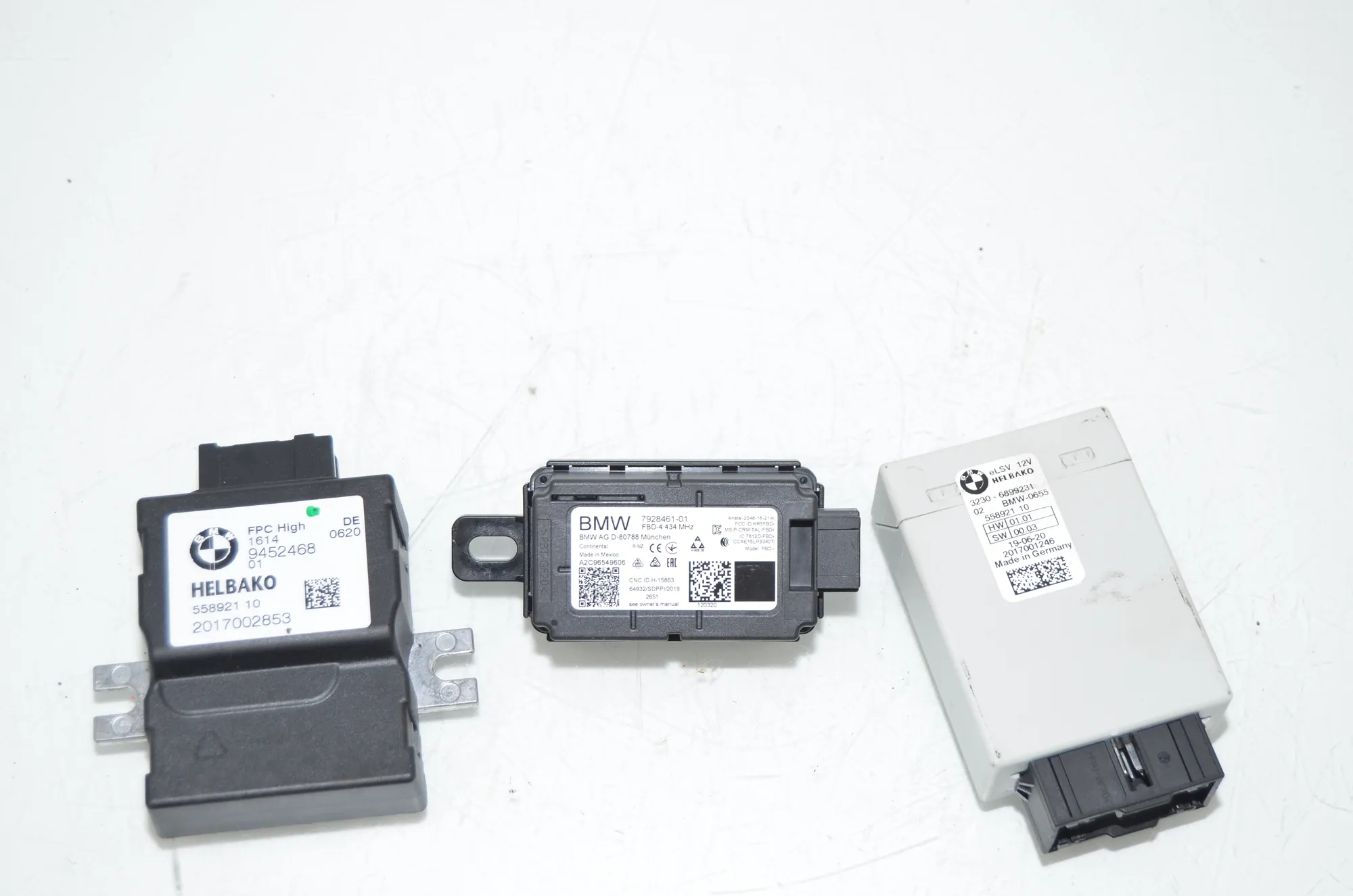 Antenna Amplifier – OEM 8735981 · BMW 5 (G30) (2016 - -) M 550 d xDrive 2020 – 2