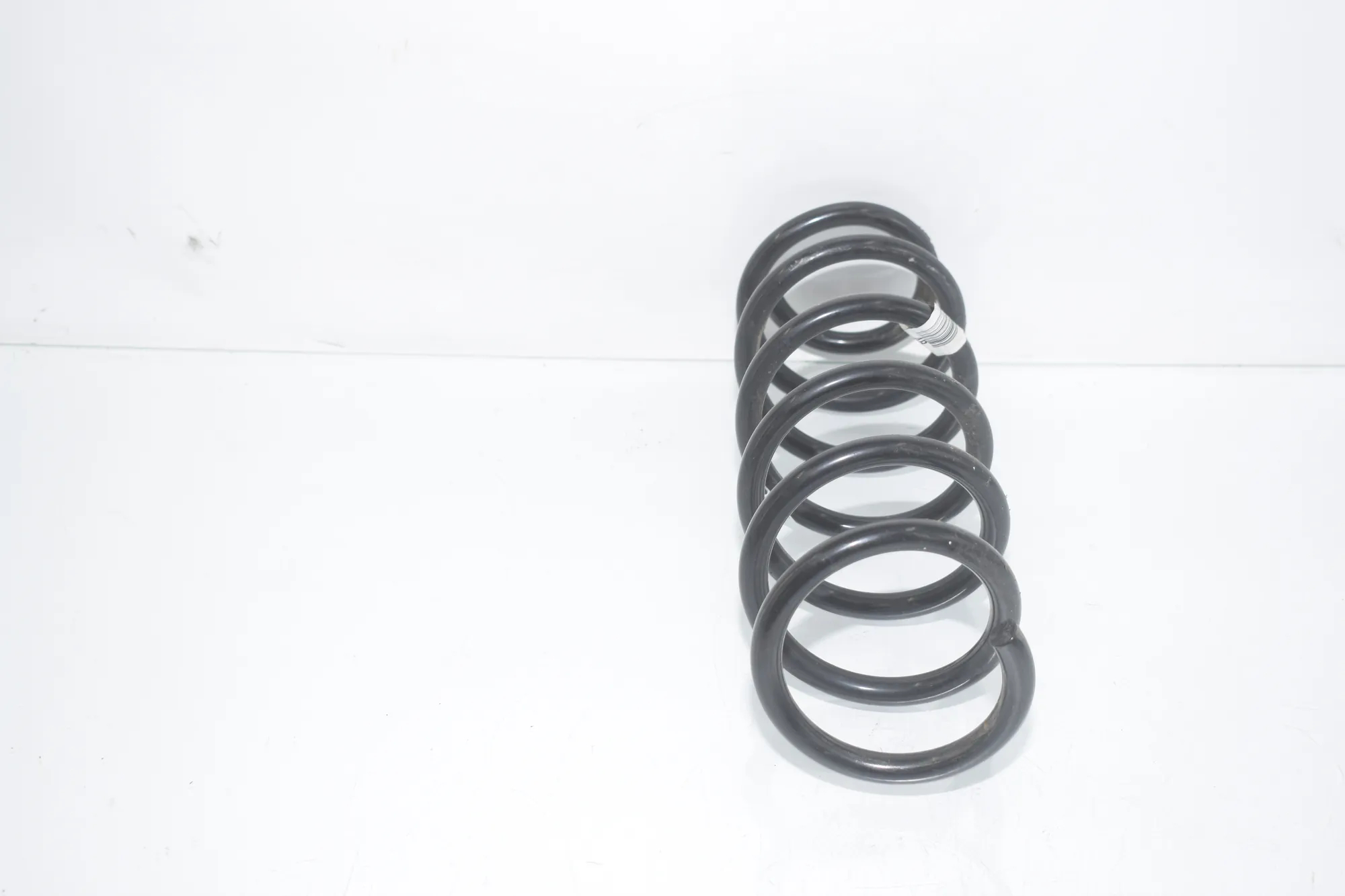 Front Right Coil Spring – OEM 6882393 · BMW 5 Touring (G31) (2017 - -) 520 d 2019 – 3