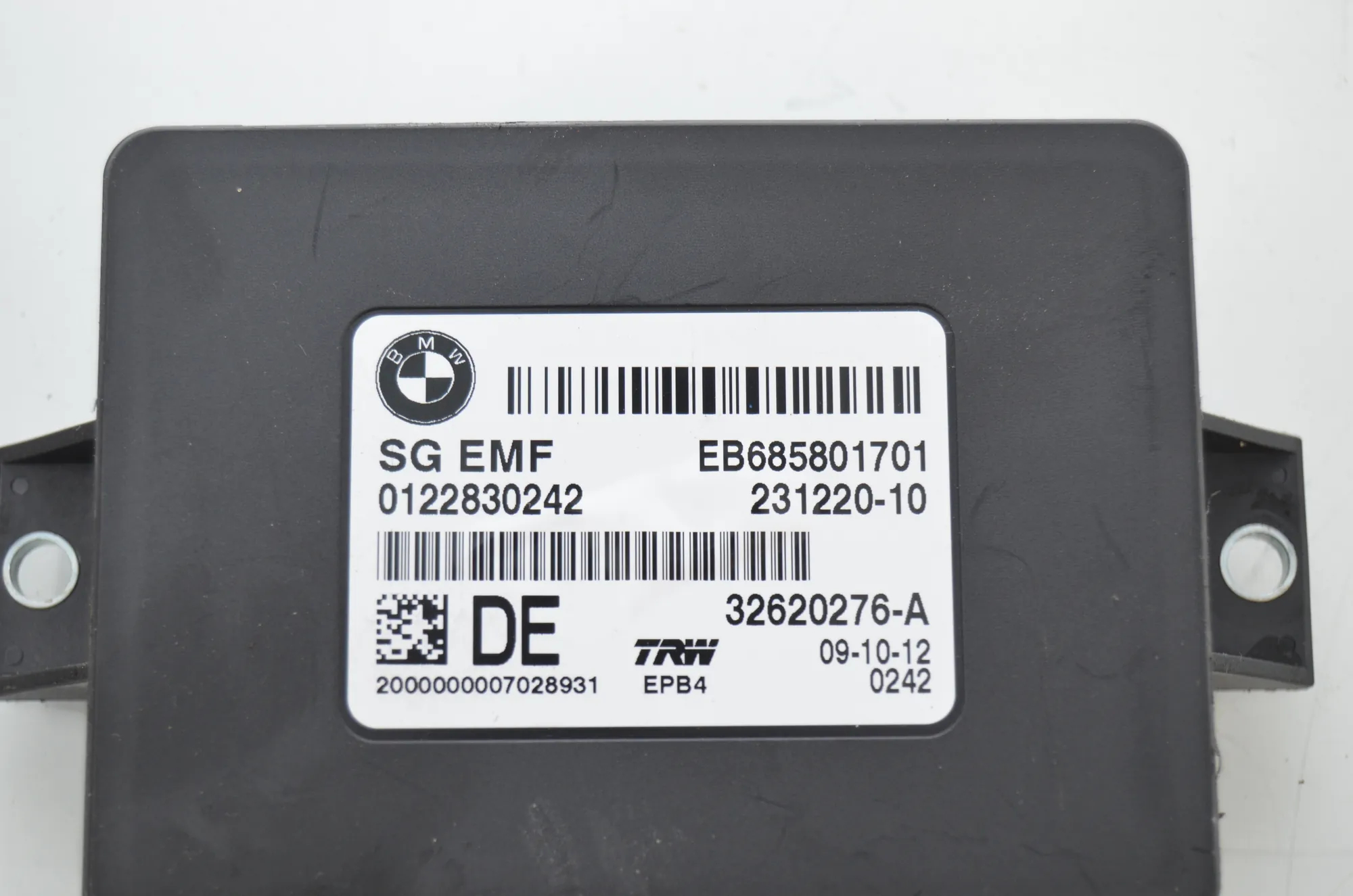 Other Control Units – OEM 6857943 · BMW 5 Touring (F11) 530 d xDrive 2012 – 10