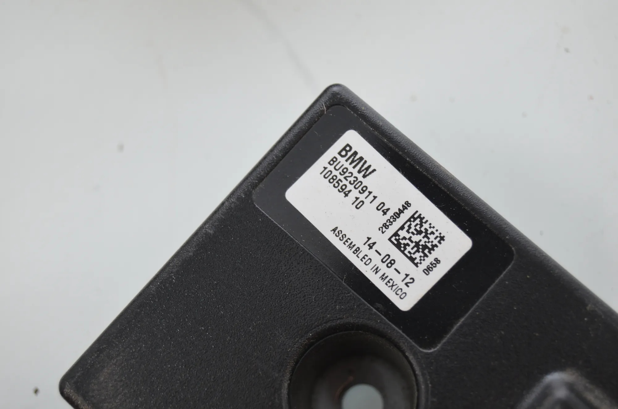 Other Control Units – OEM 6857943 · BMW 5 Touring (F11) 530 d xDrive 2012 – 7