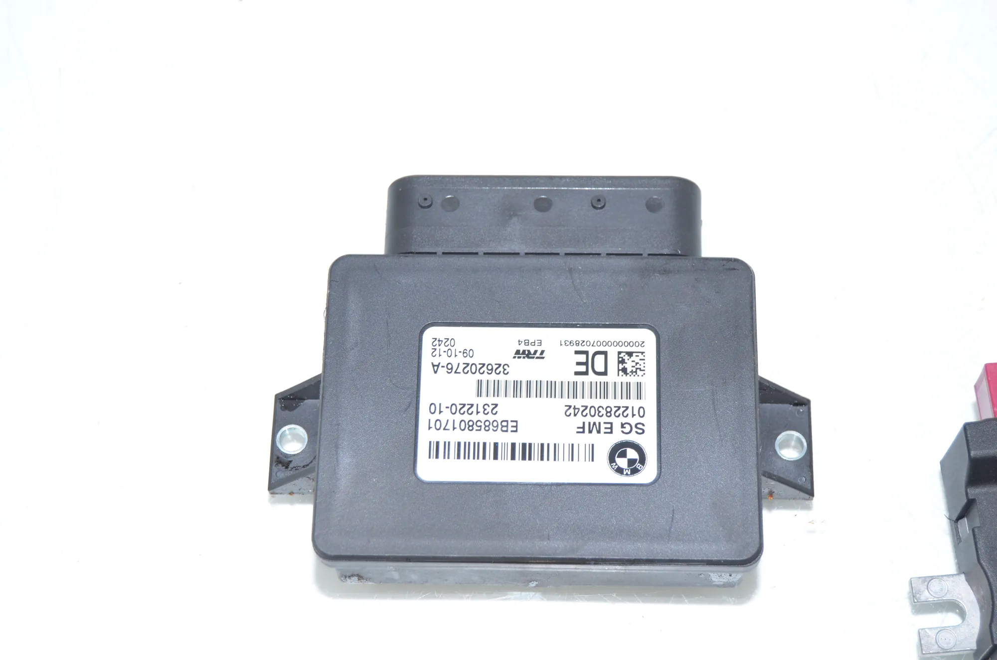 Other Control Units – OEM 6857943 · BMW 5 Touring (F11) 530 d xDrive 2012 – 2