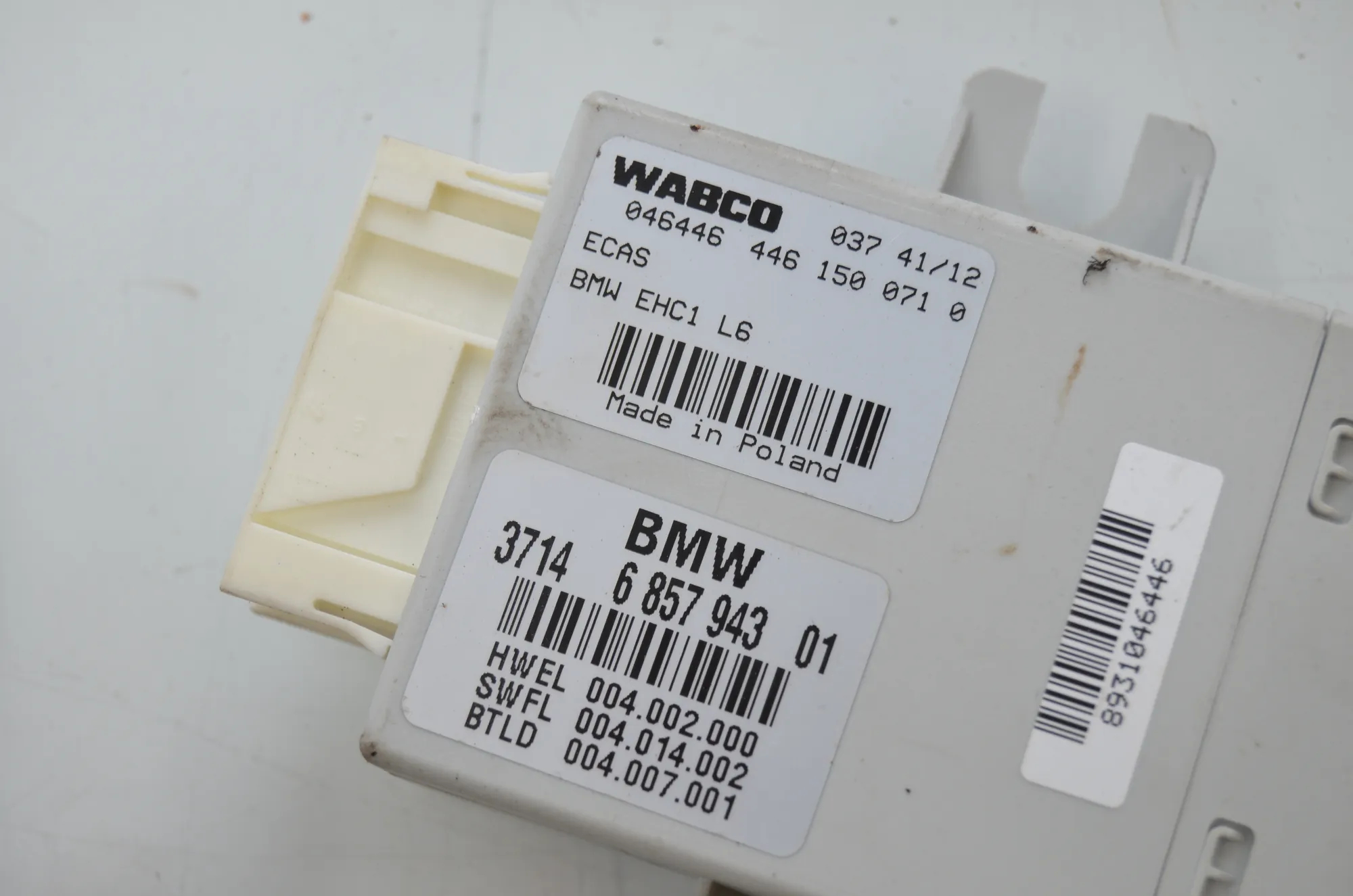 Other Control Units – OEM 6857943 · BMW 5 Touring (F11) 530 d xDrive 2012 – 8