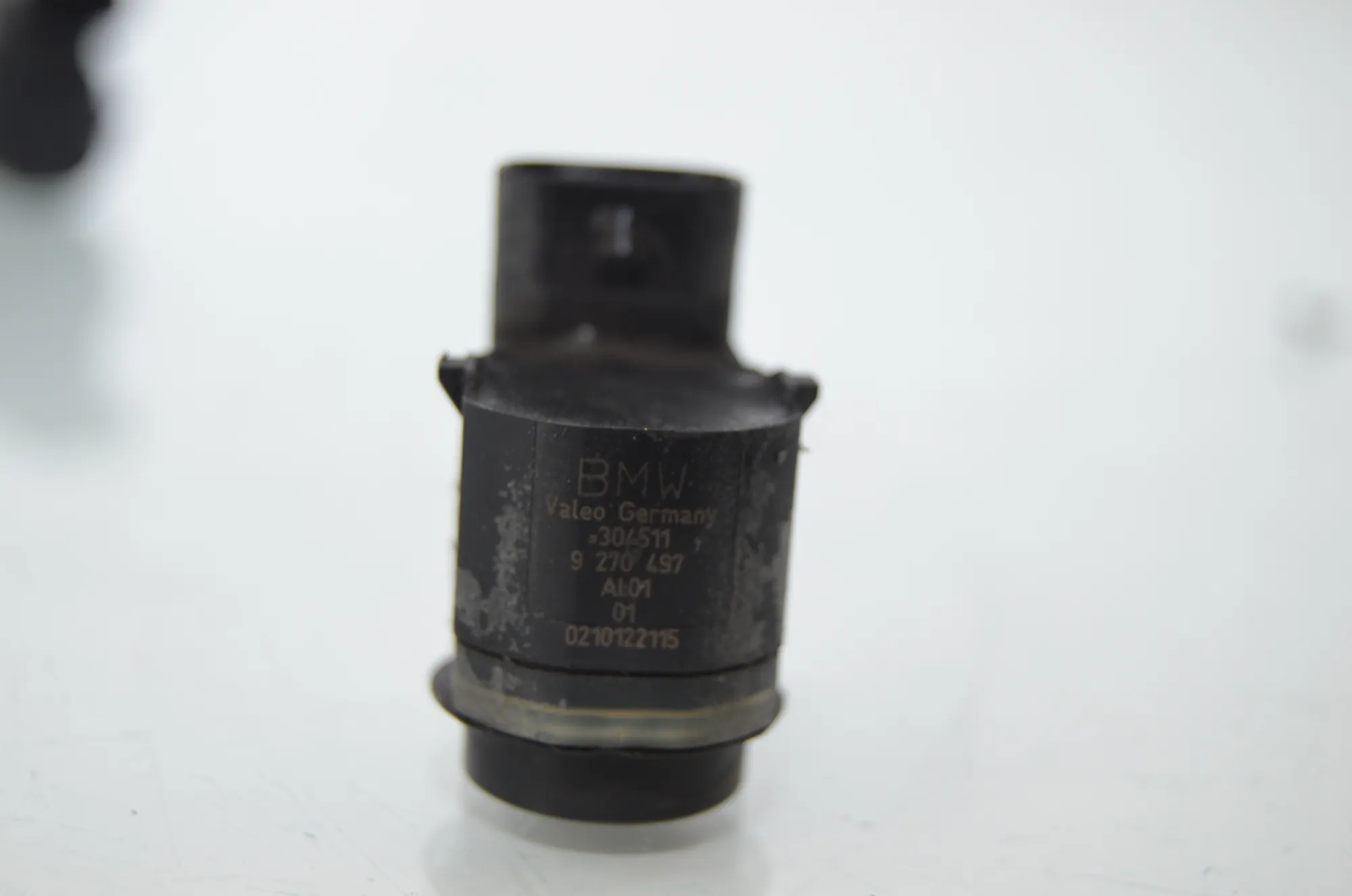 PDC Parking Sensor – OEM 9270497 · BMW 5 Touring (F11) 530 d xDrive 2012 – 4