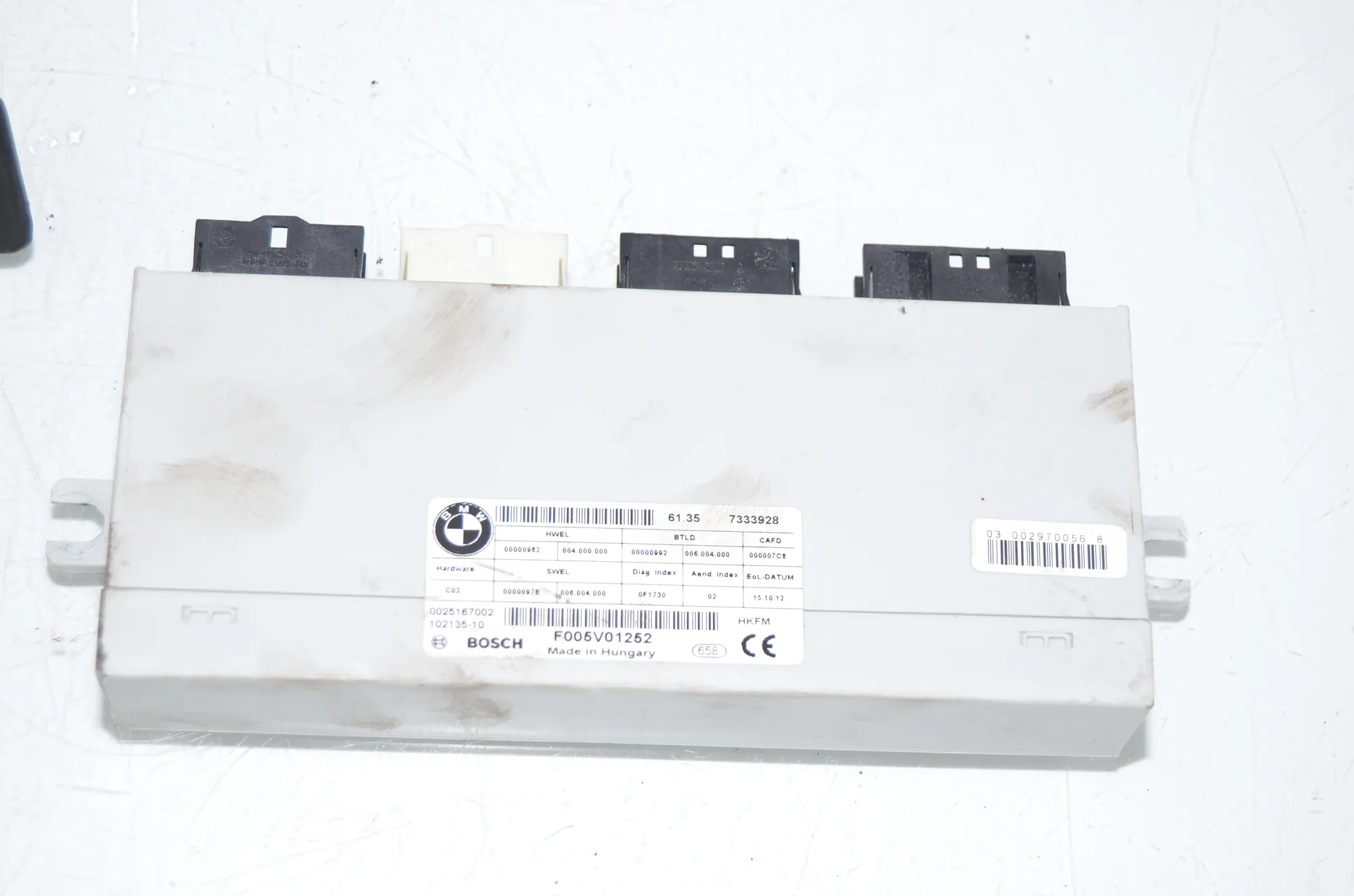 Other Control Units – OEM 7333928 · BMW 5 Touring (F11) 530 d xDrive 2012 – 2