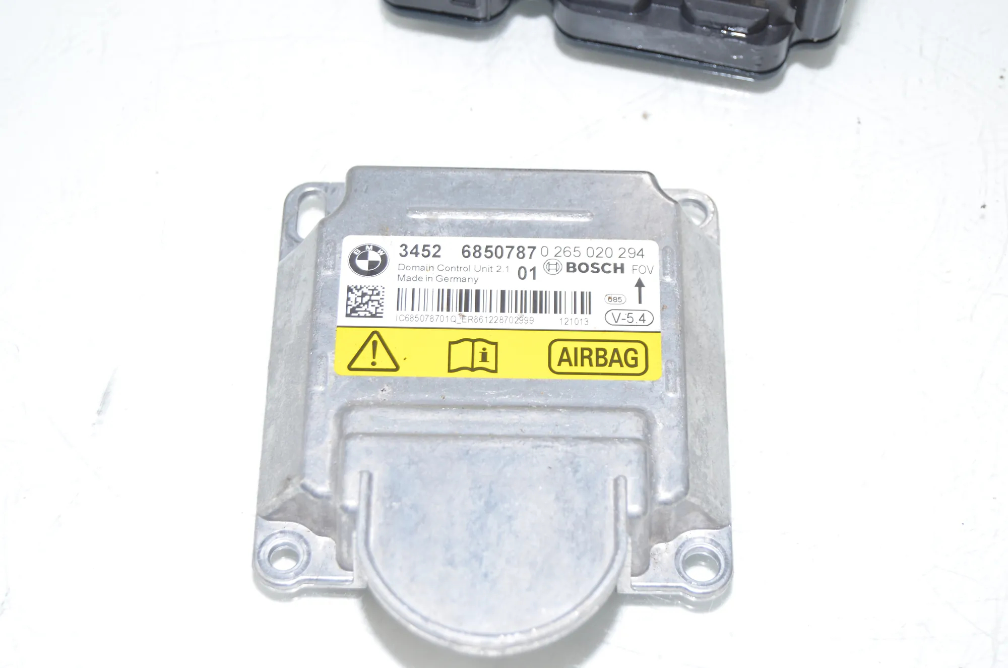 Distance Radar Sensor – OEM 6854995 · BMW 5 Touring (F11) 530 d xDrive 2012 – 3