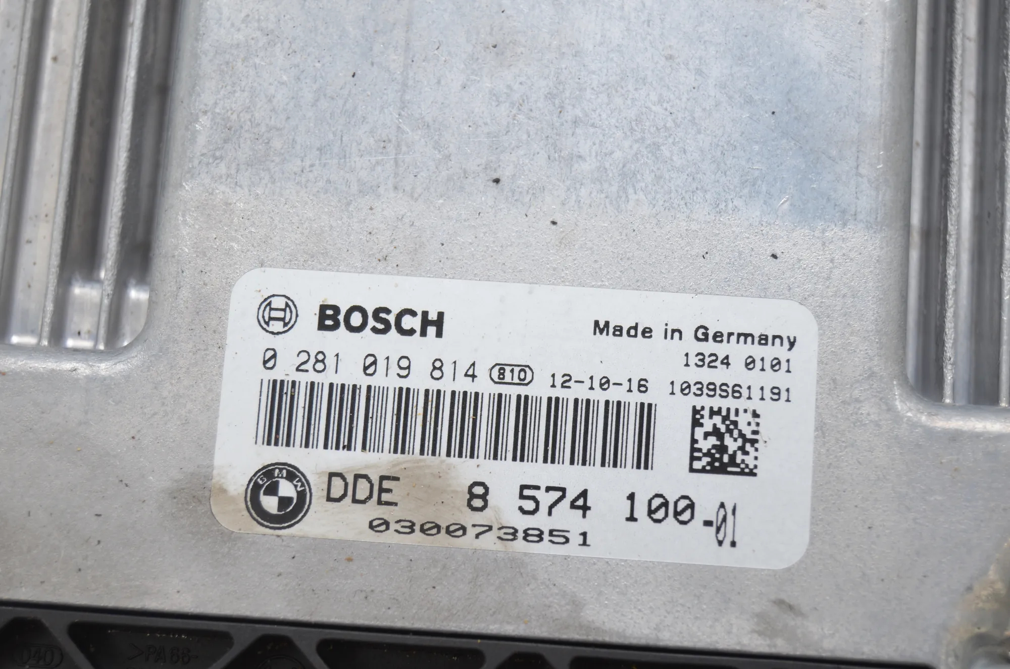 Engine Ignition ECU Set – OEM 8574100 · BMW 5 Touring (F11) 530 d xDrive 2012 – 7