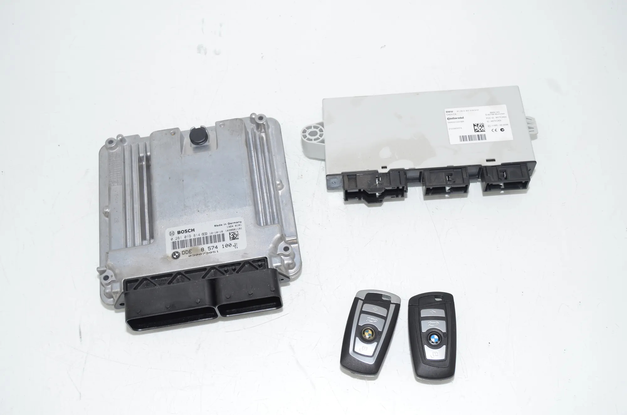 Engine Ignition ECU Set – OEM 8574100 · BMW 5 Touring (F11) 530 d xDrive 2012