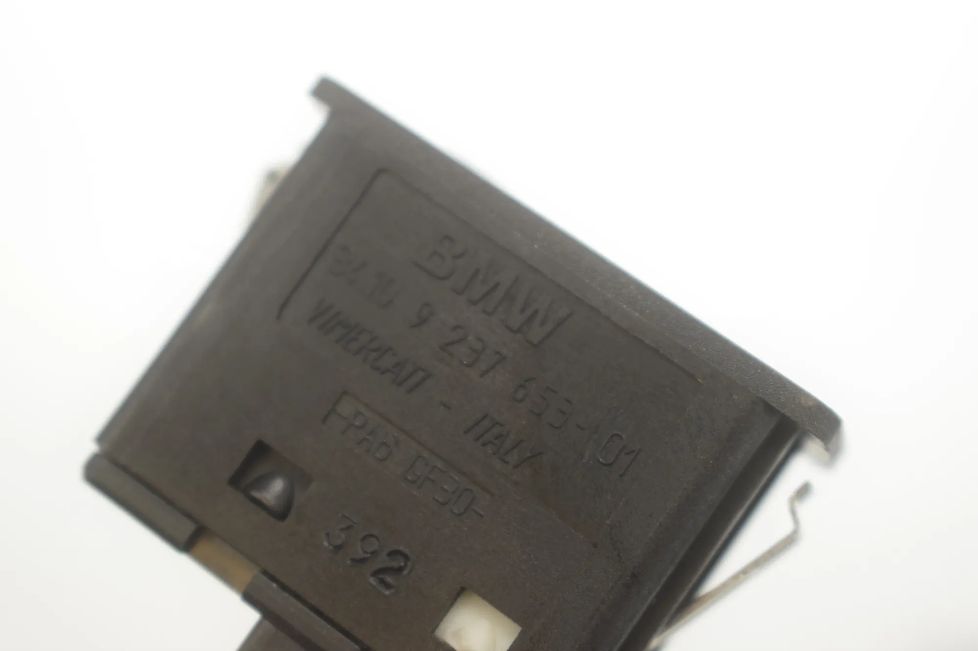 Switches – OEM 9202948 · BMW 5 Touring (F11) 530 d xDrive 2012 – 6
