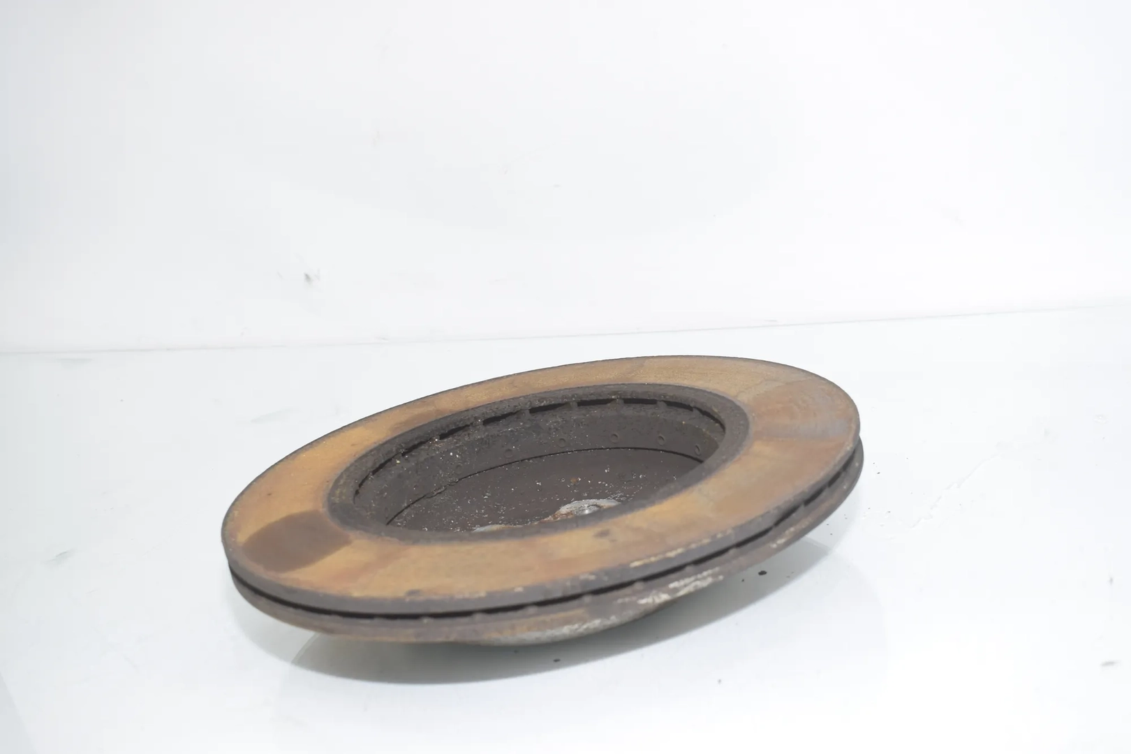 Rear Left Brake Disc – OEM 6882245 · BMW 5 Touring (G31) (2017 - -) 520 d 2019 – 4