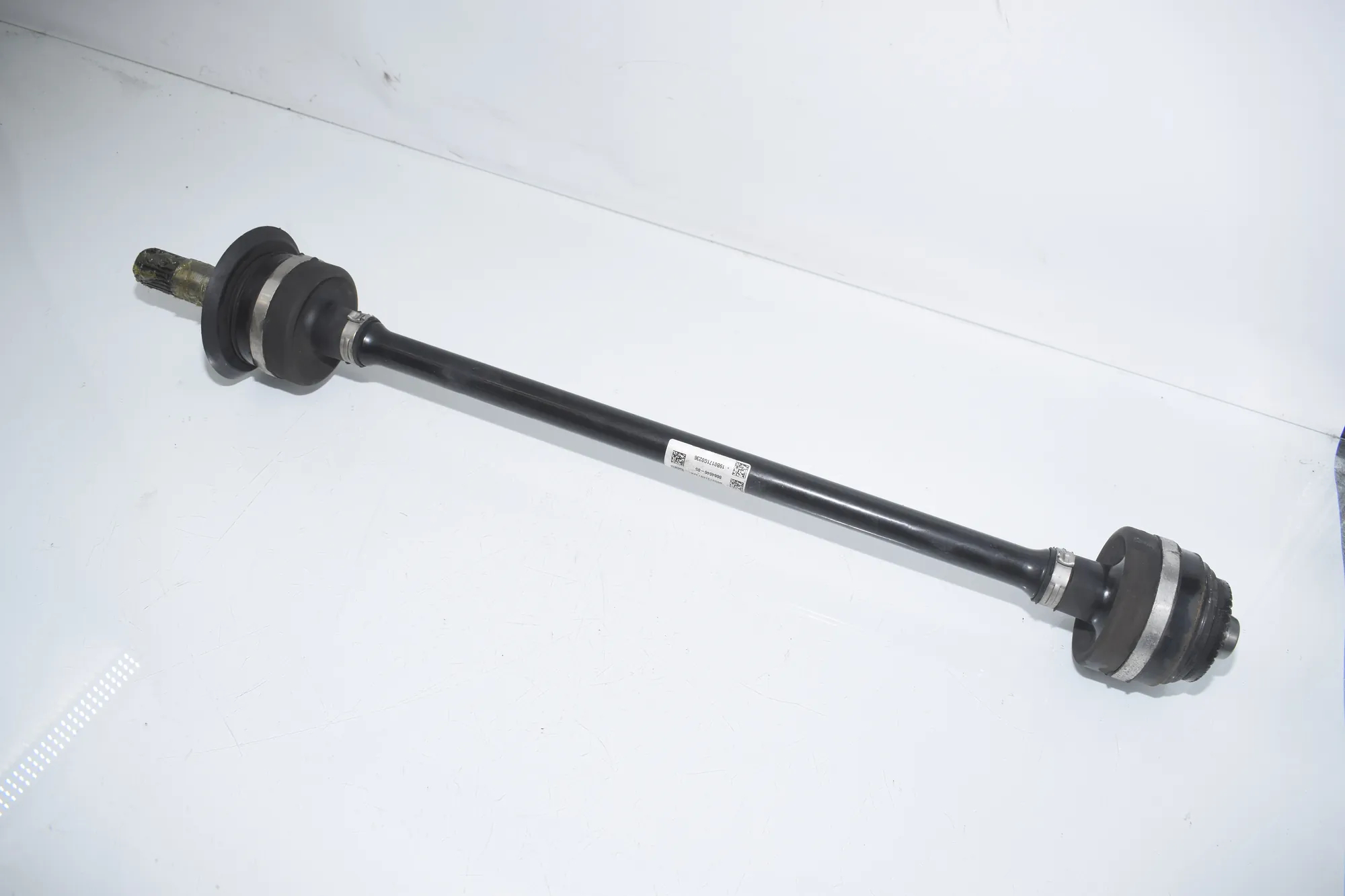 Rear Right Driveshaft – OEM 8664046 · BMW 5 Touring (G31) (2017 - -) 520 d 2019 – 2
