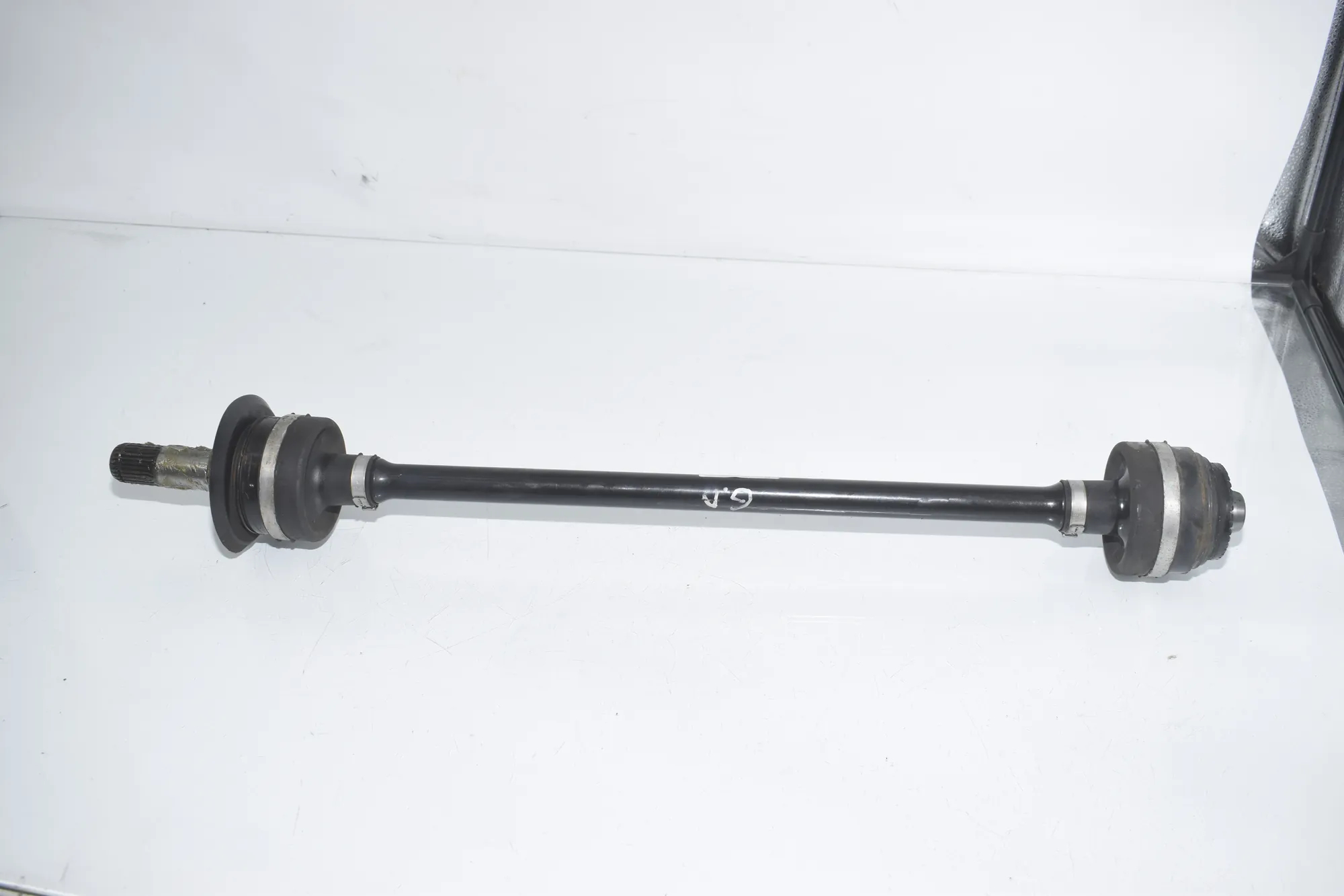 Rear Right Driveshaft – OEM 8664046 · BMW 5 Touring (G31) (2017 - -) 520 d 2019 – 3