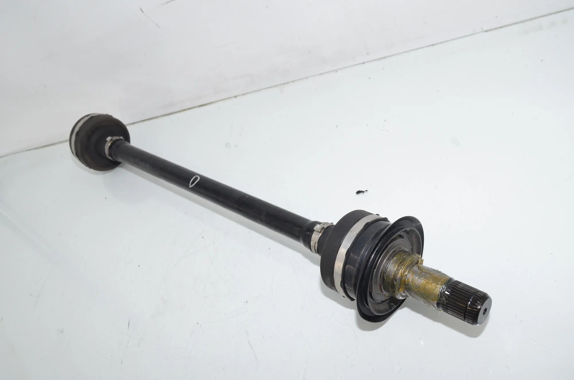 Rear Right Driveshaft – OEM 8664658 · BMW 5 (G30) (2016 - -) M 550 d xDrive 2020 – 2