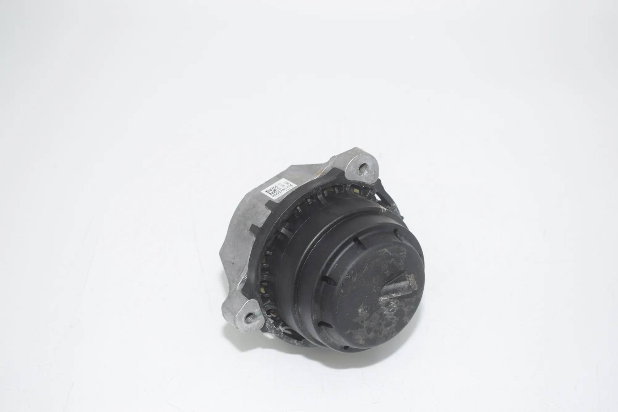 Left Side Engine Mount – OEM 6860481 · BMW 5 (G30) (2016 - -) M 550 d xDrive 2020 – 3