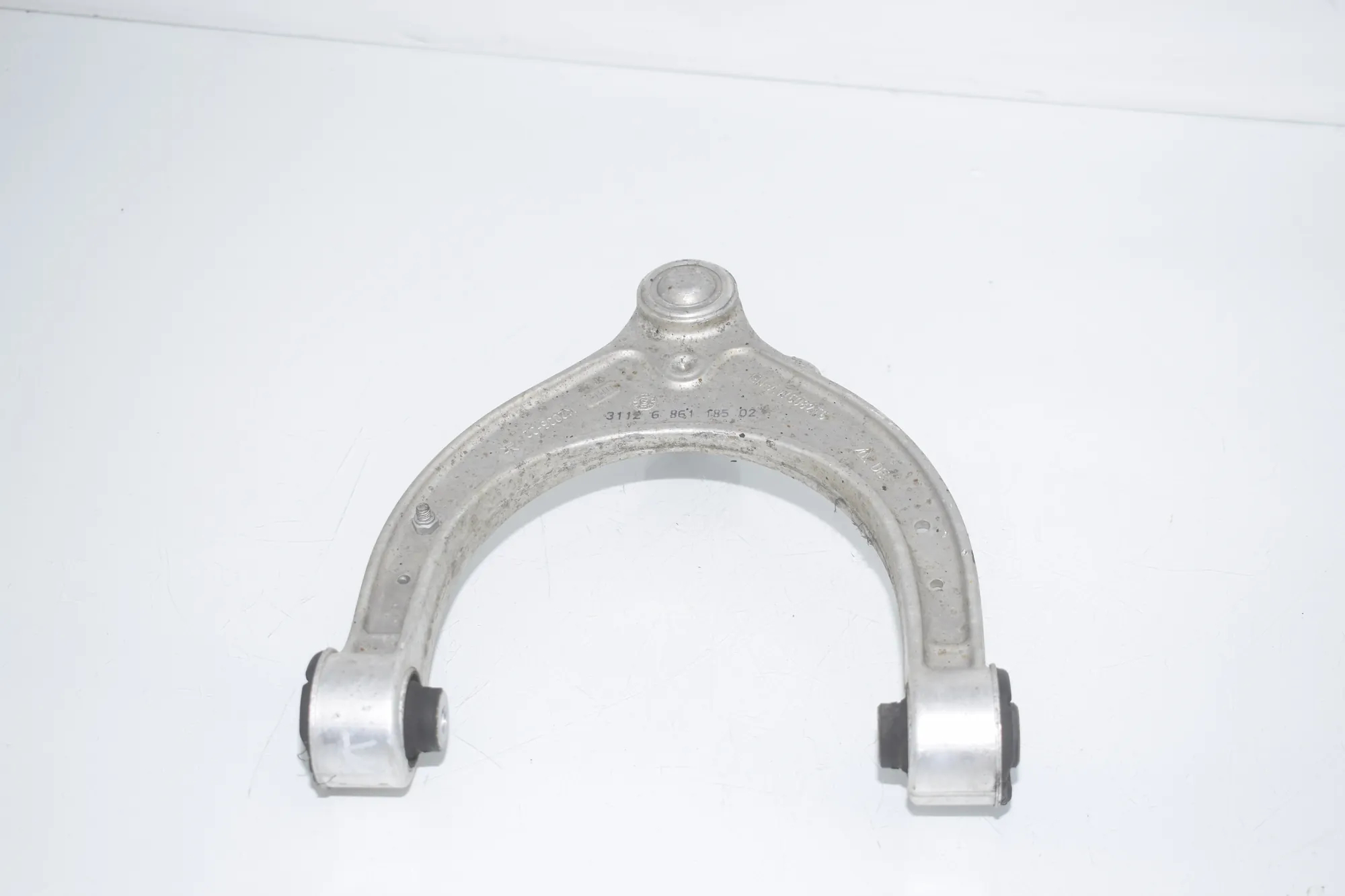 Front Left Upper Control Arm – OEM 6861185 · BMW 5 (G30) (2016 - -) M 550 d xDrive 2020