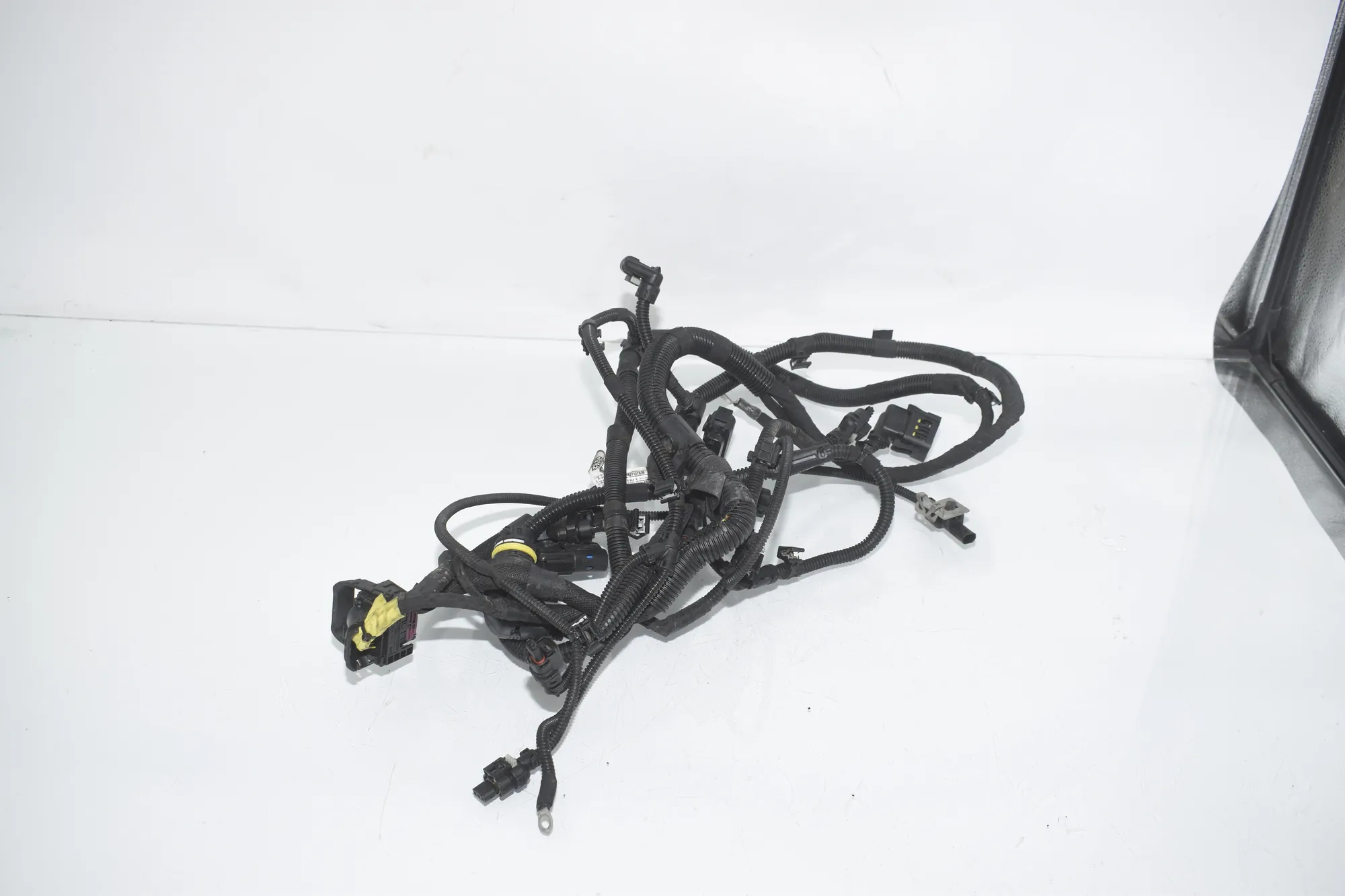 Engine Cable Harness – OEM 8490165 · BMW 5 (G30) (2016 - -) M 550 d xDrive 2020 – 3