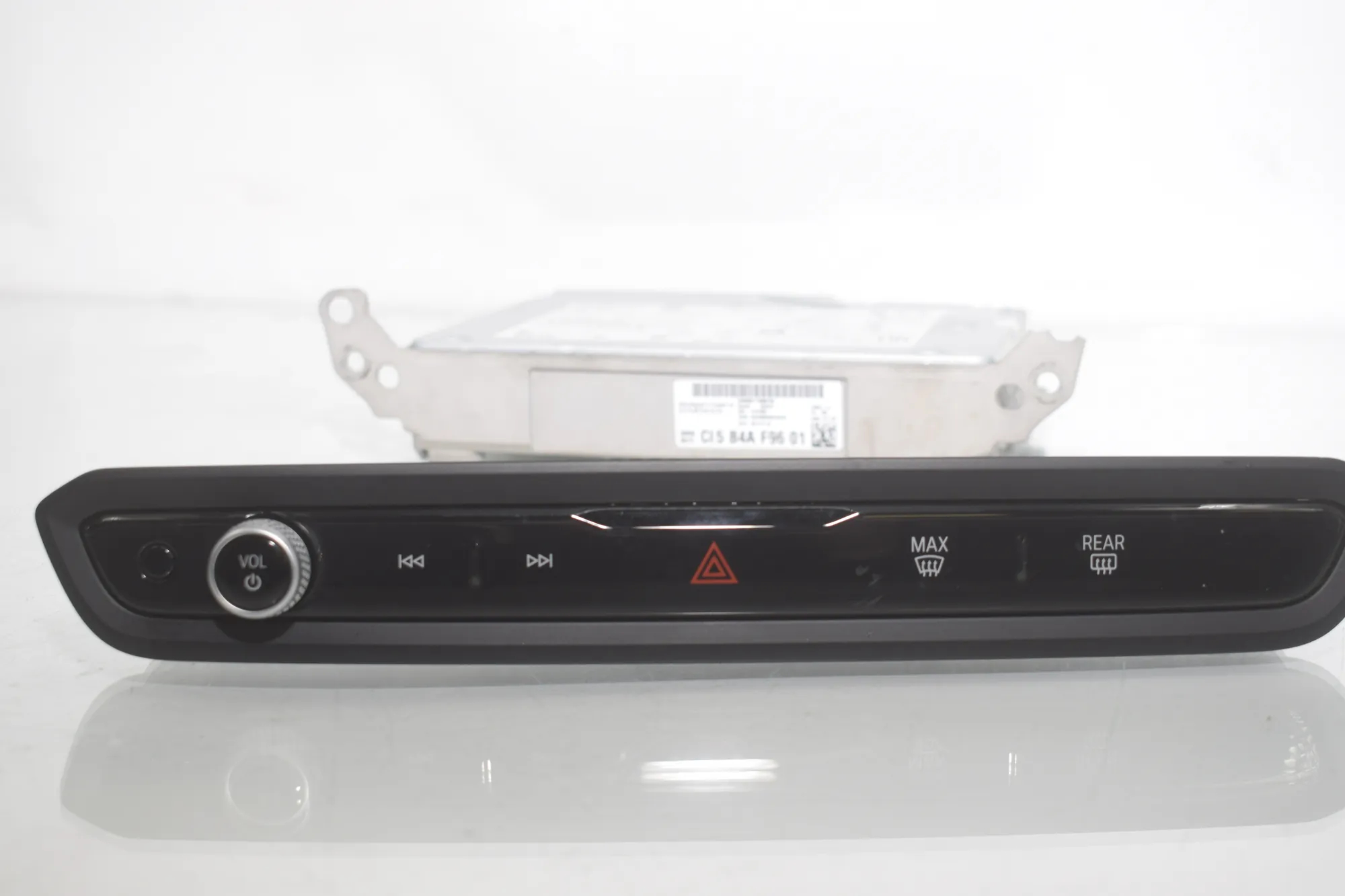 Navigation Control Unit – OEM 5A371C4 · BMW 3 Touring (G21) (2019 - -) 320 d Mild-Hybrid 2024 – 8