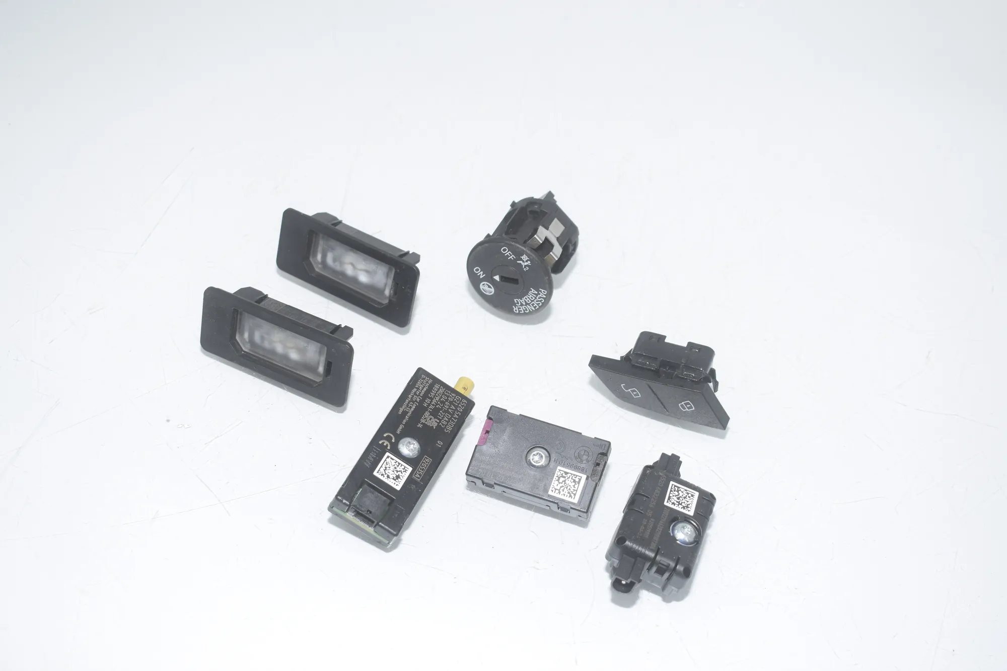 Switches – OEM 9483731 · BMW 3 Touring (G21) (2019 - -) 320 d Mild-Hybrid 2024 – 3