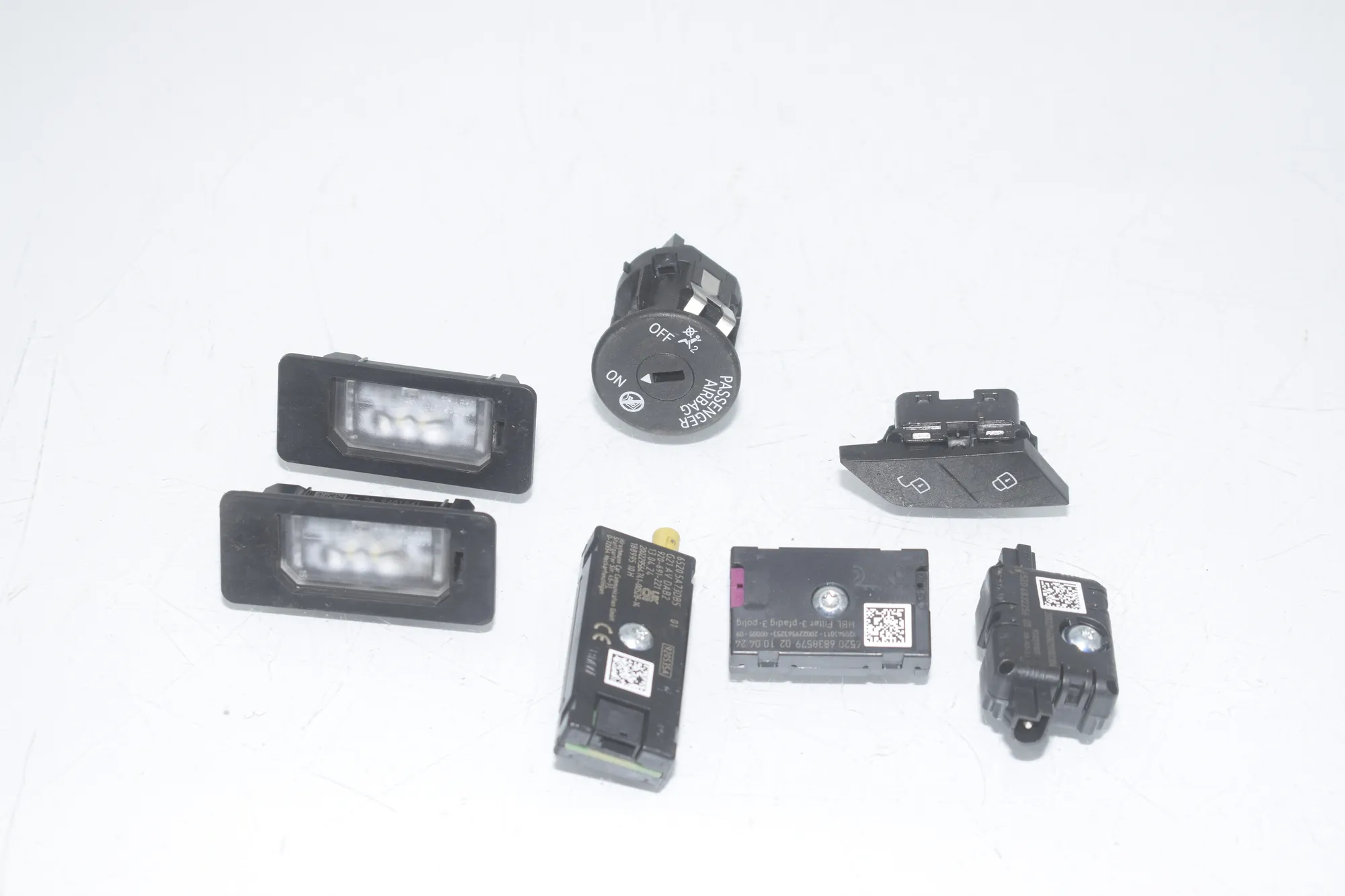 Switches – OEM 9483731 · BMW 3 Touring (G21) (2019 - -) 320 d Mild-Hybrid 2024