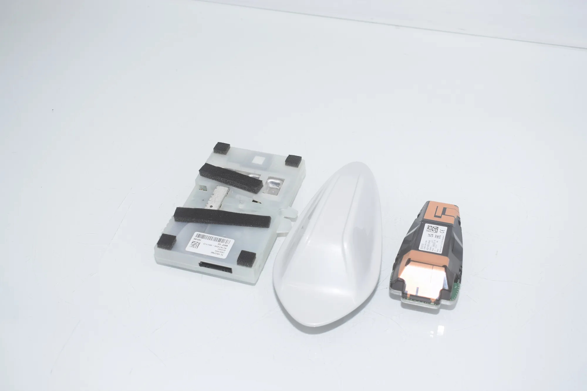 Antenna Trim – OEM 5B53110 · BMW 3 Touring (G21) (2019 - -) 320 d Mild-Hybrid 2024 – 2