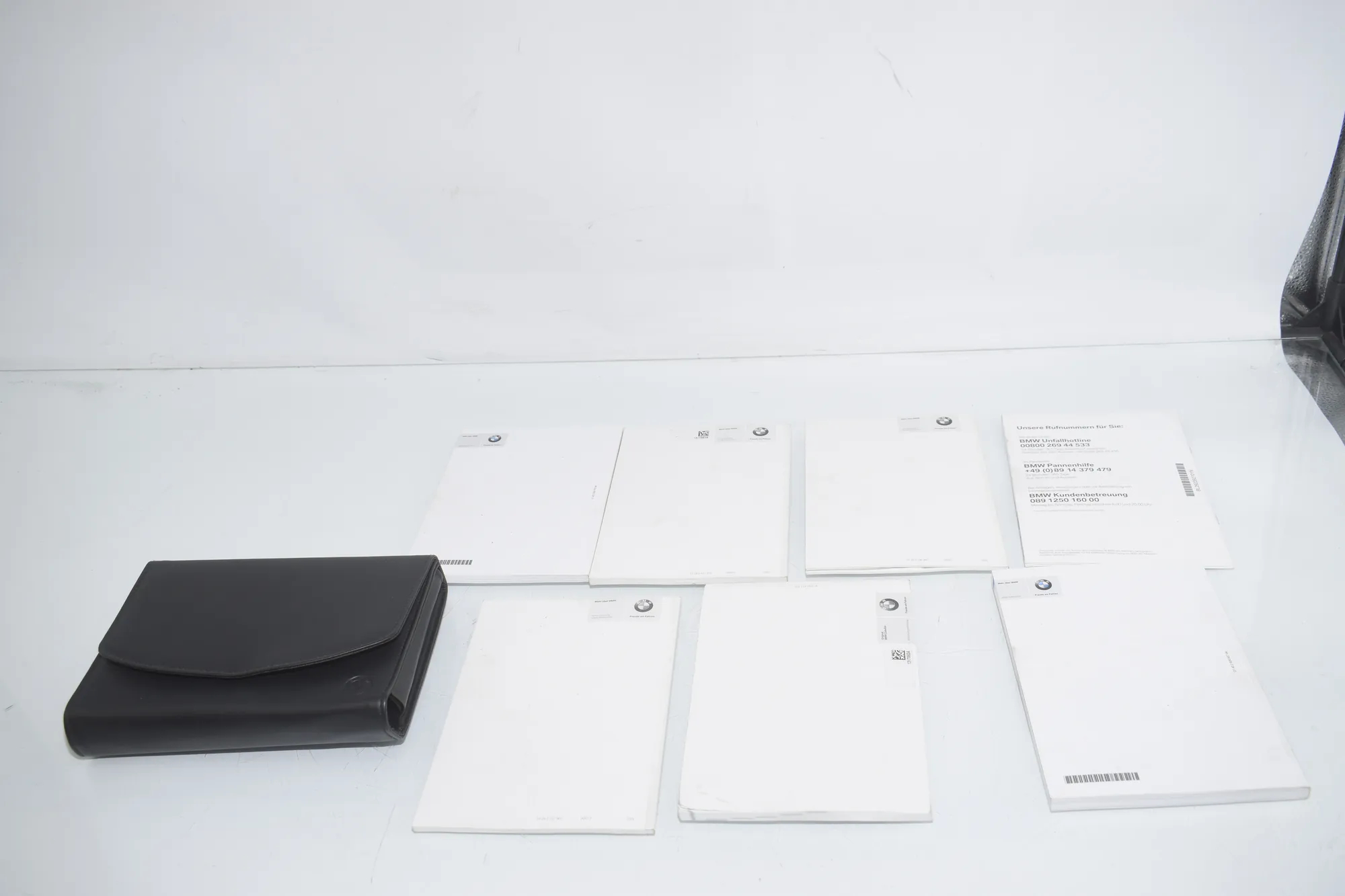 Manual Service Book – OEM 2337987 · BMW 3 Touring (F31) 330 d xDrive 2014 – 3