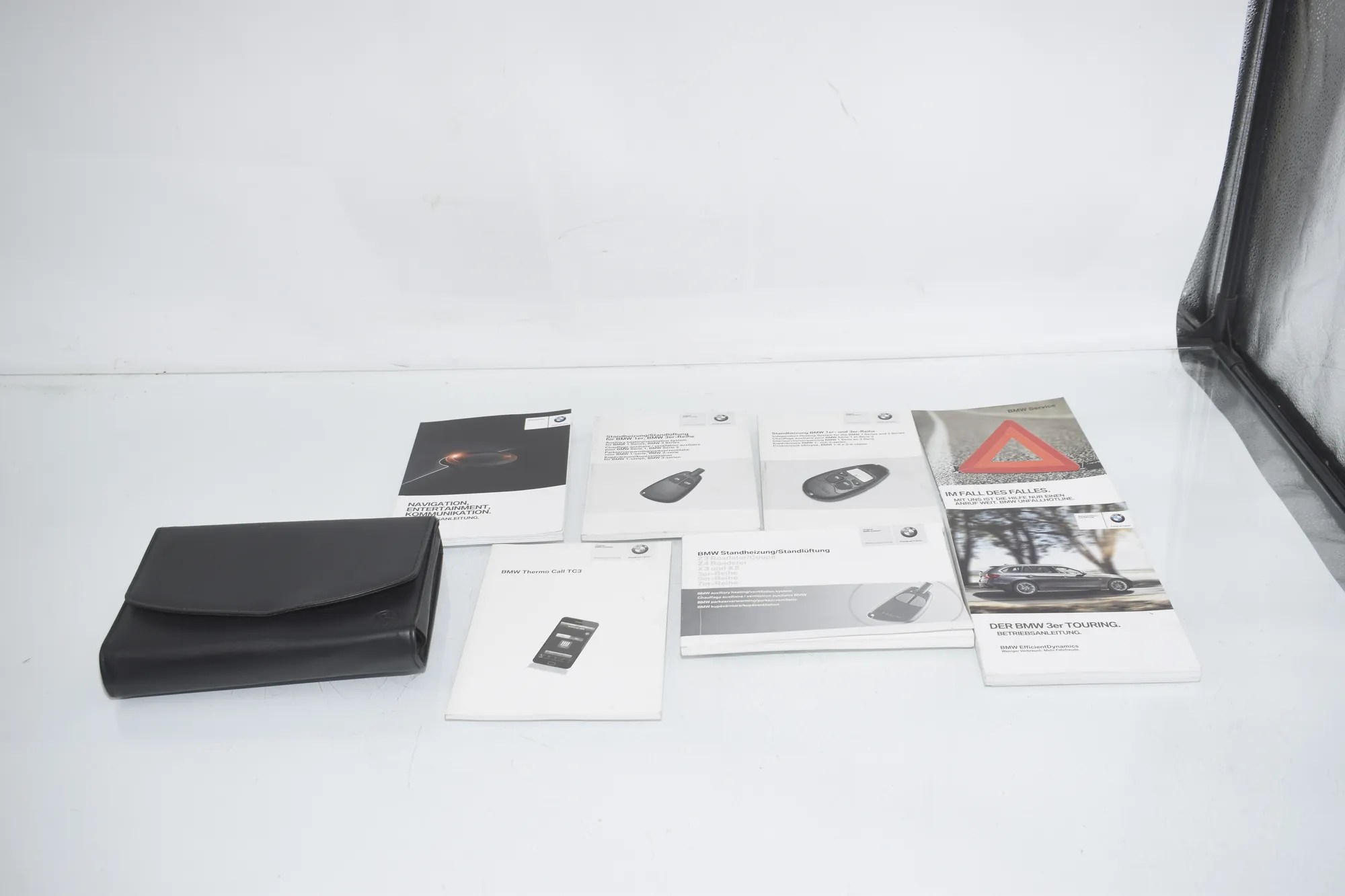 Manual Service Book – OEM 2337987 · BMW 3 Touring (F31) 330 d xDrive 2014