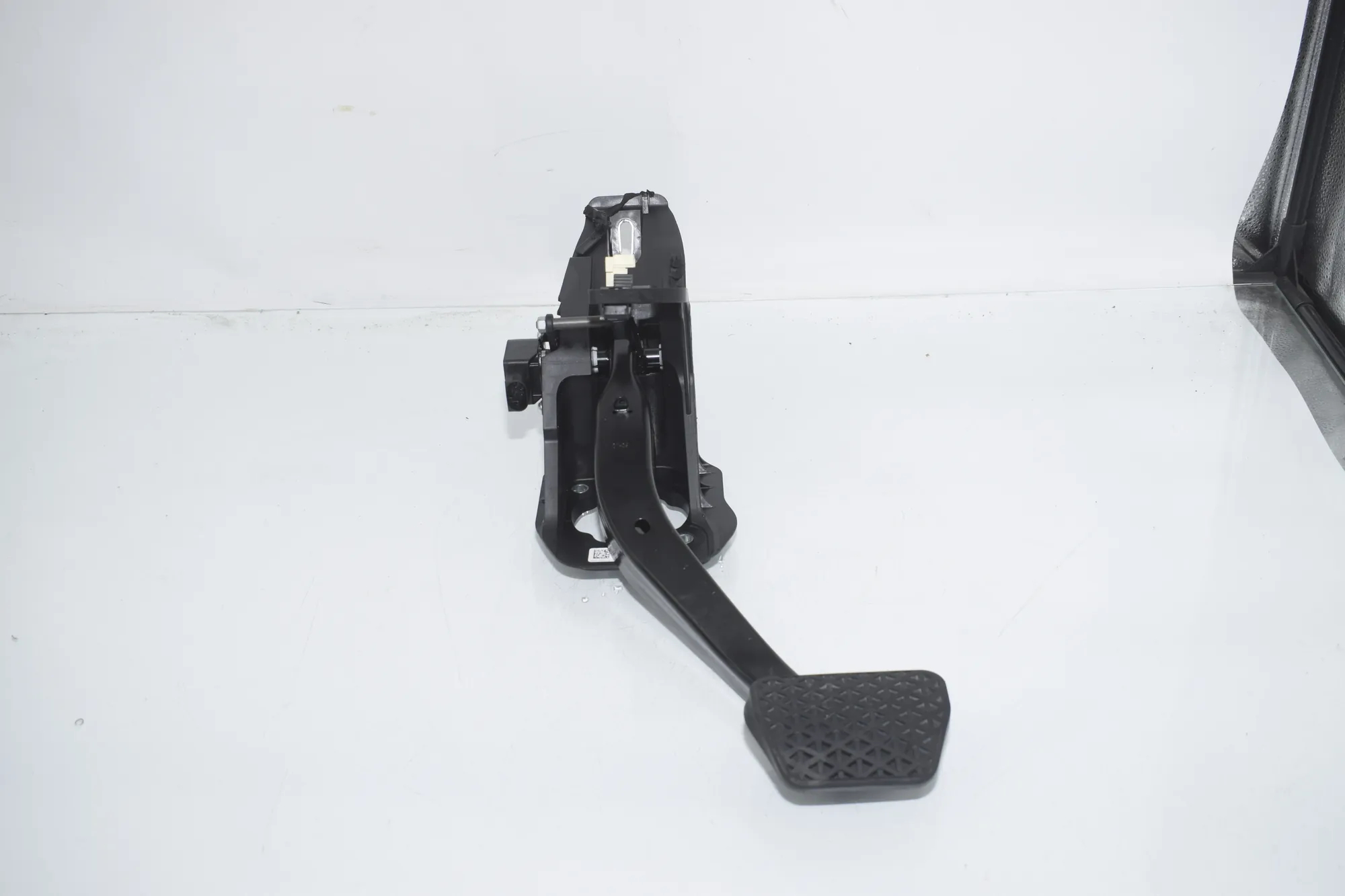 Brake Pedal – OEM 6891119 · BMW 3 Touring (G21) (2019 - -) 320 d Mild-Hybrid 2024